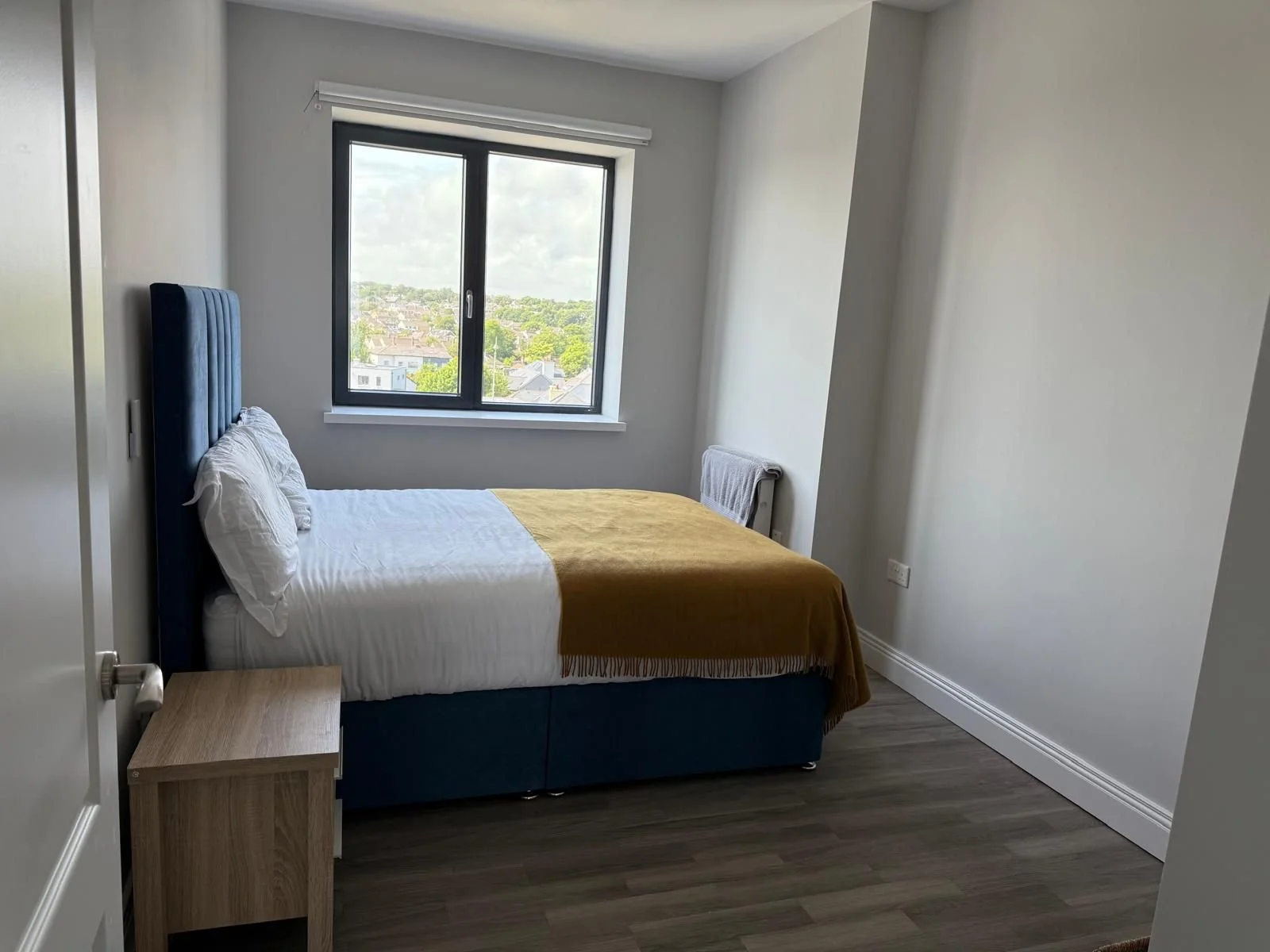 Guest bedroom before