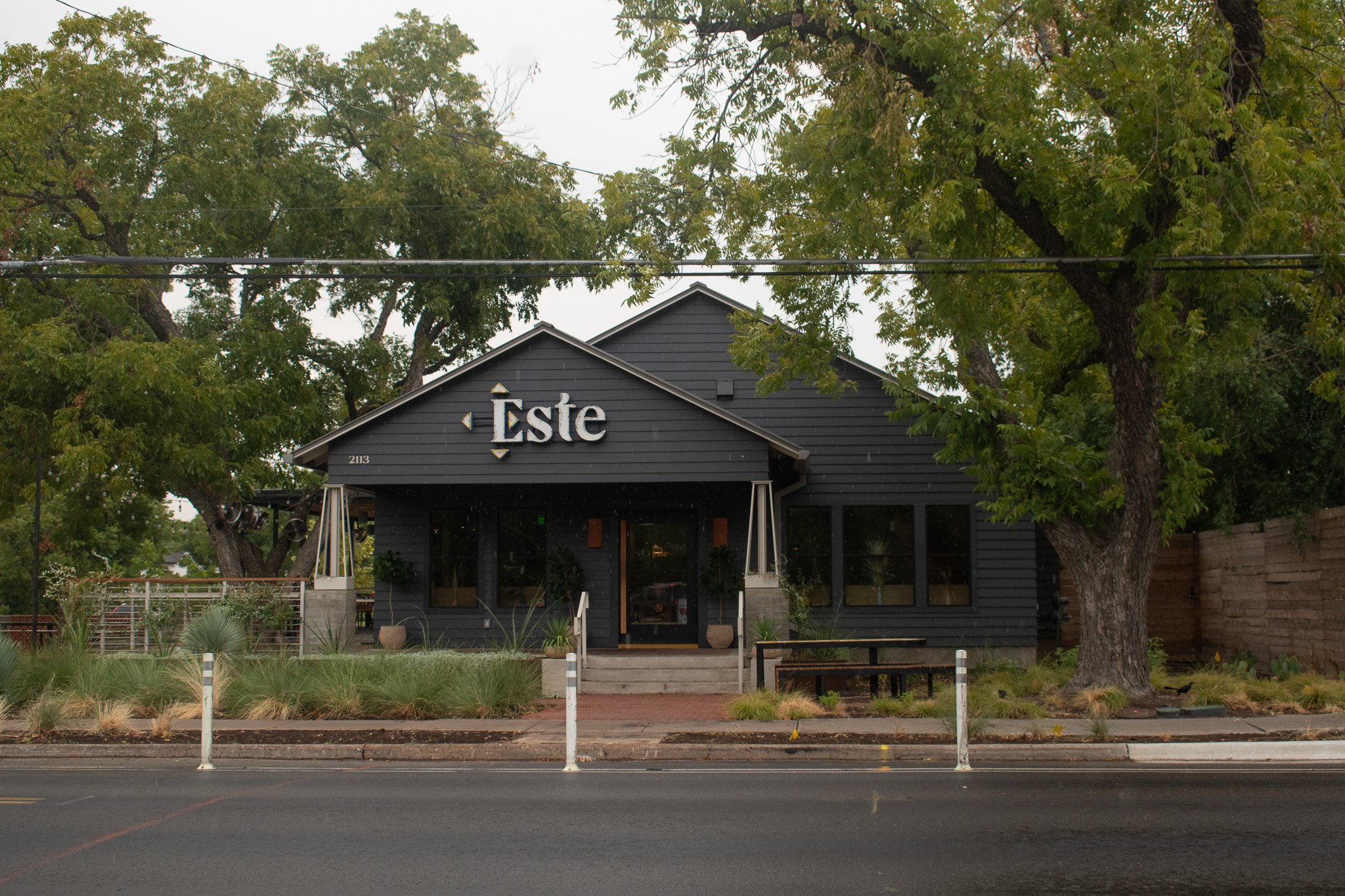   Este stands in Austin’s Blackland neighborhood Sept. 13. The owner, Sam Hellman-Mass, and executive chef Fermín Nuñez of sister restaurant, Suerte, bring bold flavors and a taste of the coast to east Austin.  