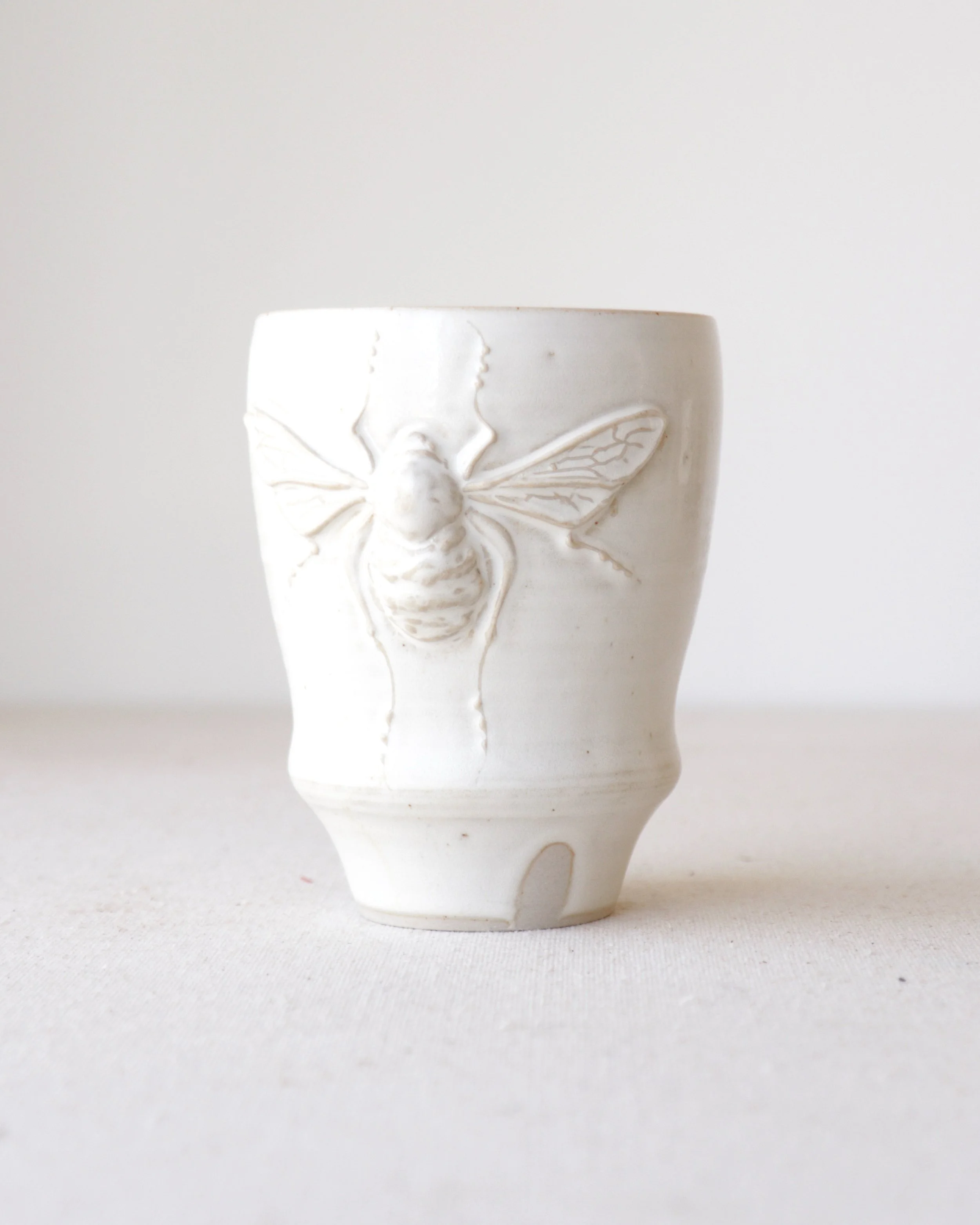 Satin White Bumble Bee Yunomi