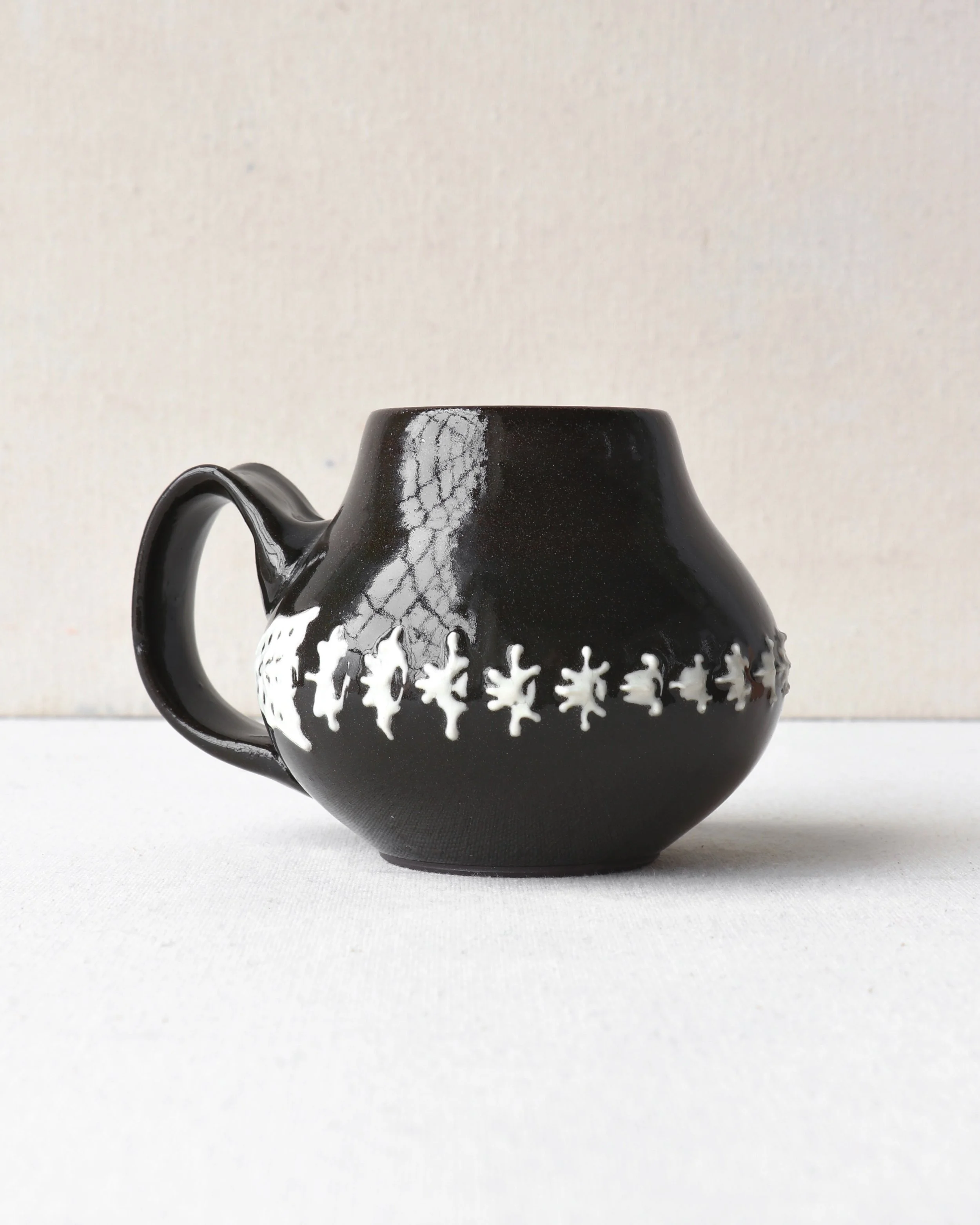 Spine Belly Mug