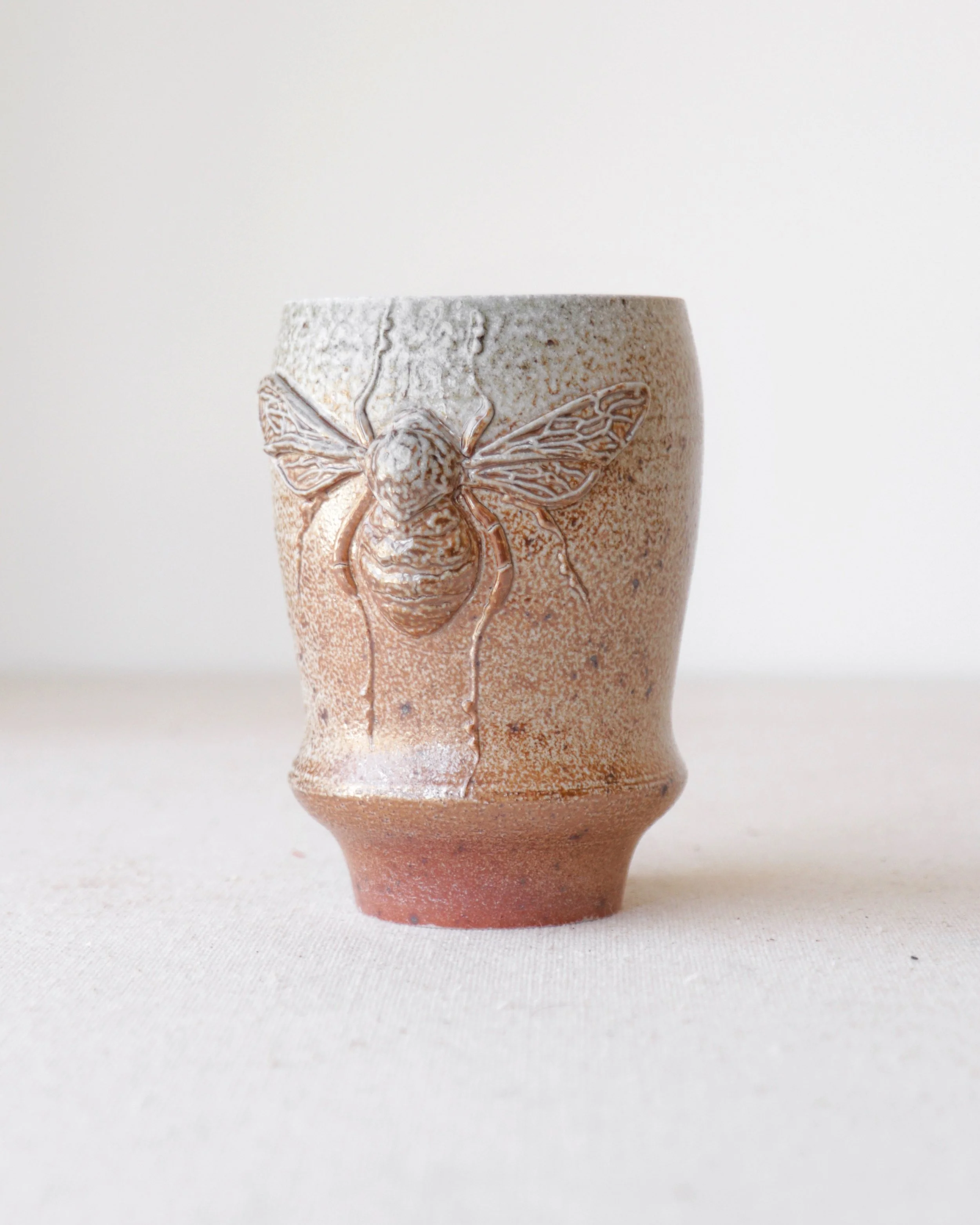Salt Fire Bumble Bee Yunomi