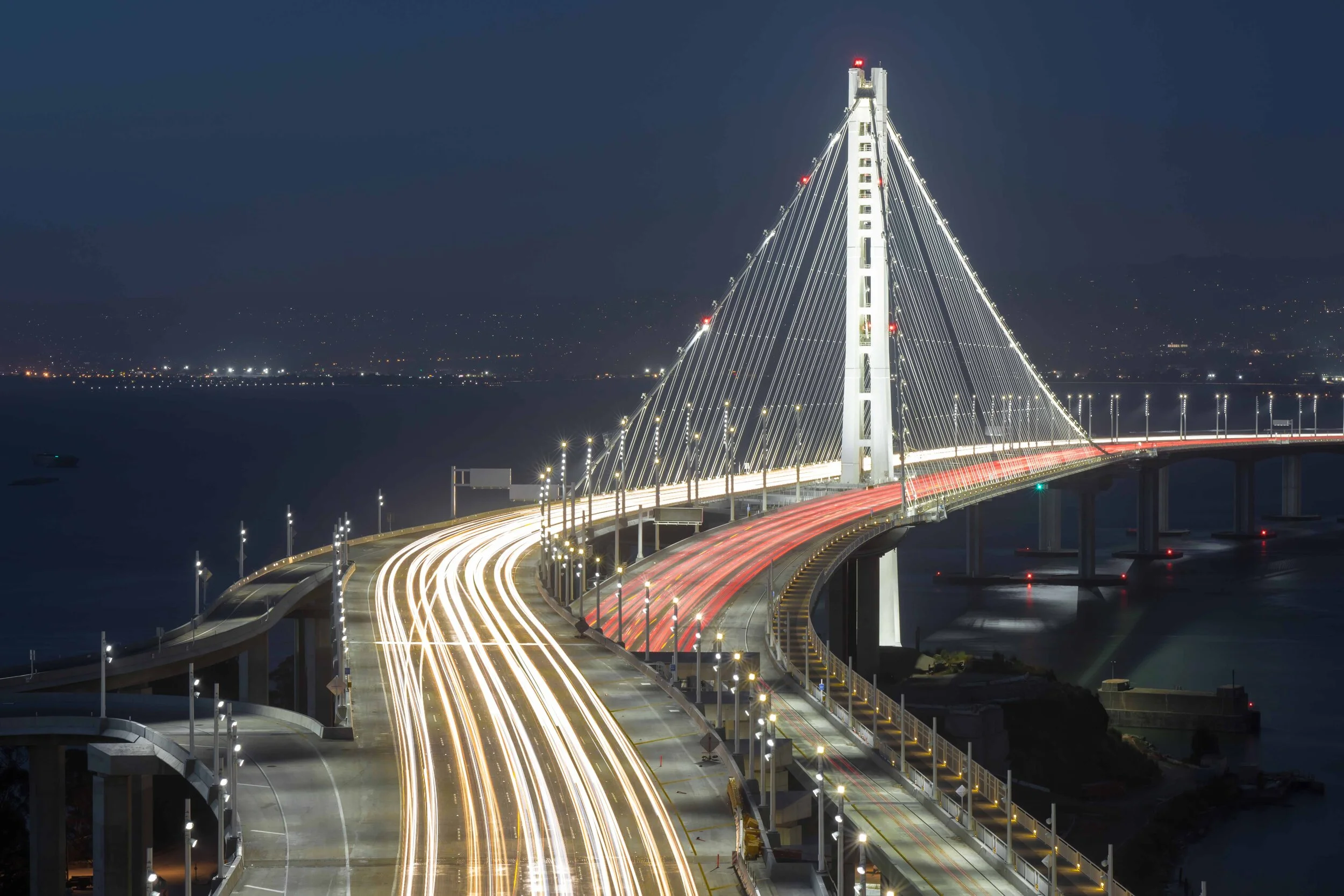 OaklandBayBridge_663845923.jpg