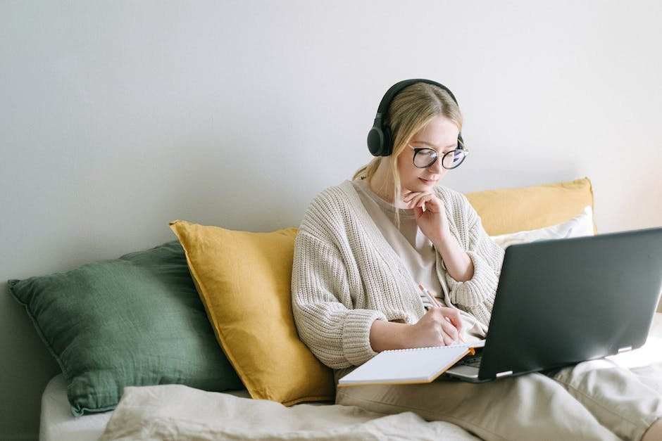 The Impact of Audiobooks on Learning and Education