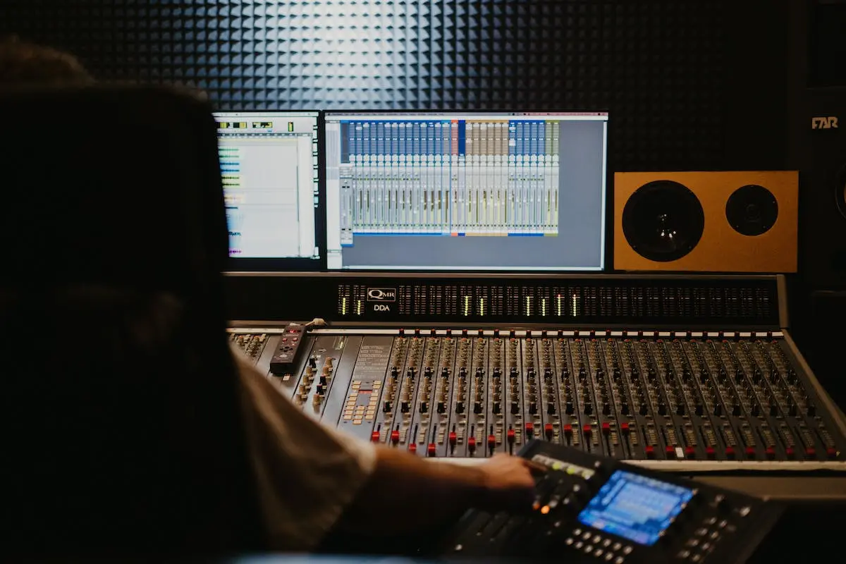 Audio Mastering Lessons for Beginners: How to Make Your Content Shine