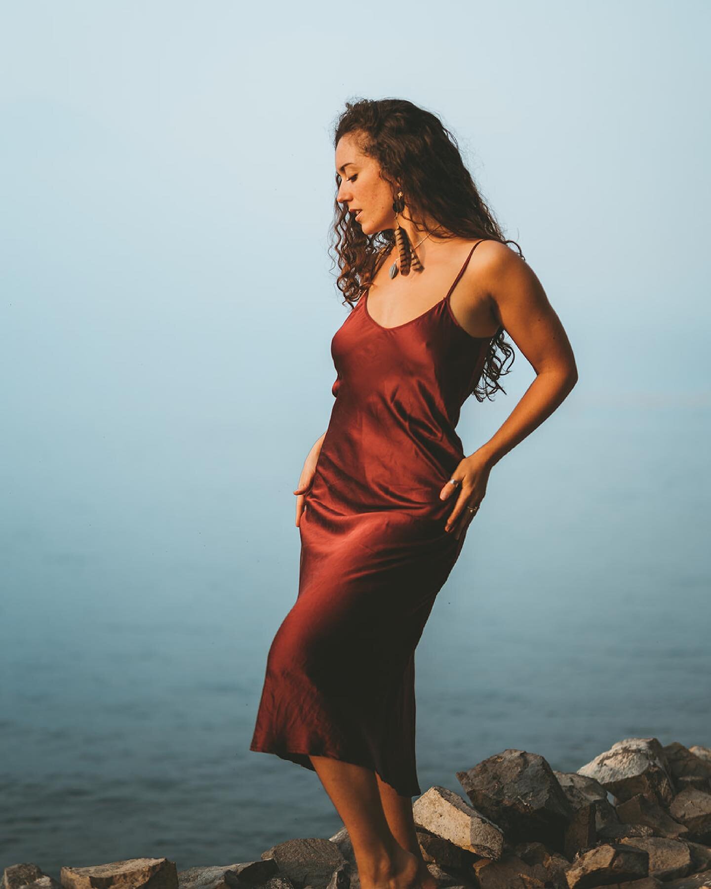 How deep are you willing to go?

Yesterday as I sat at a women&rsquo;s circle, I felt this immense feeling of gratitude to be surrounded by healthy feminine energy. &ldquo;I am exactly where I need to be&rdquo; I thought as I smiled and thanked every