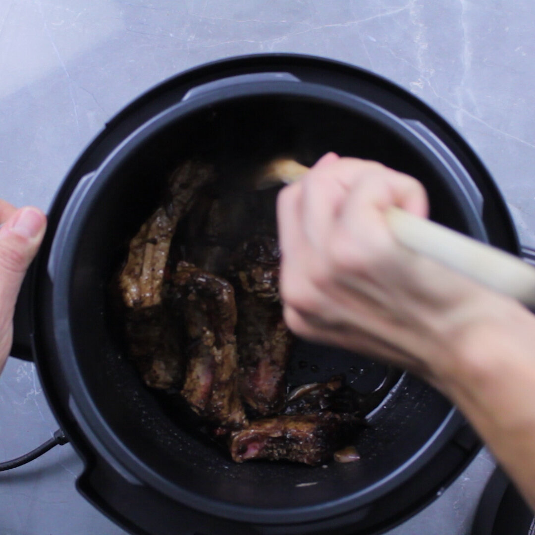 SLOW COOKER PEPSI RIBS.00_01_07_12.Still166.jpg