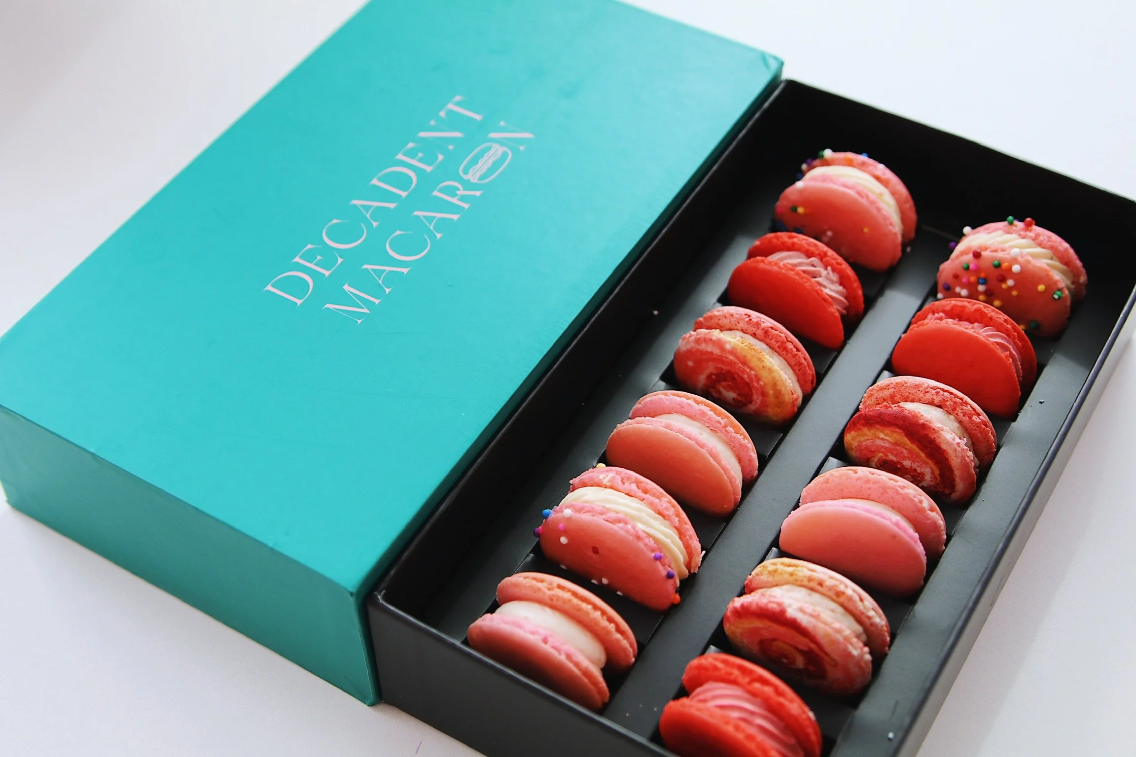 Box Of 12 Assorted Macarons Box Of 12 Award-Winning Macarons - Assorted ...