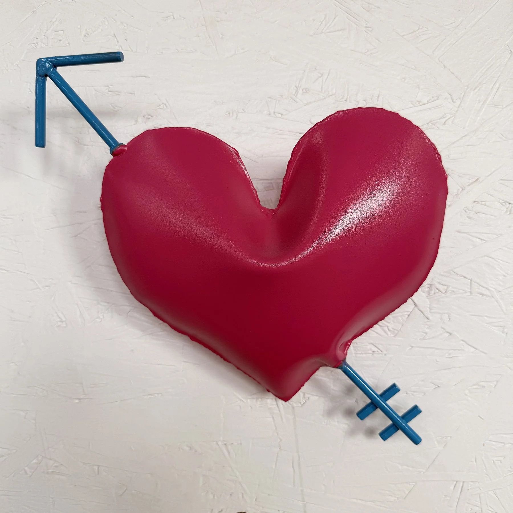 SC016 Big Love Blue Pink Steel Heart Sculpture