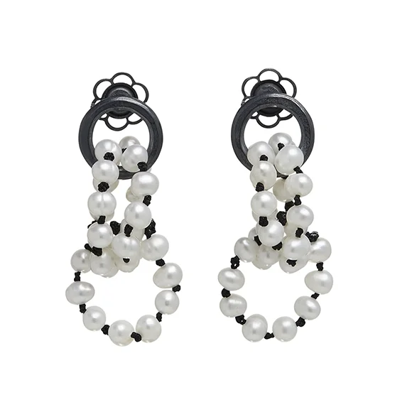 E418 Oxi Pearl Bubbe Drops in White Freshwater Pearl
