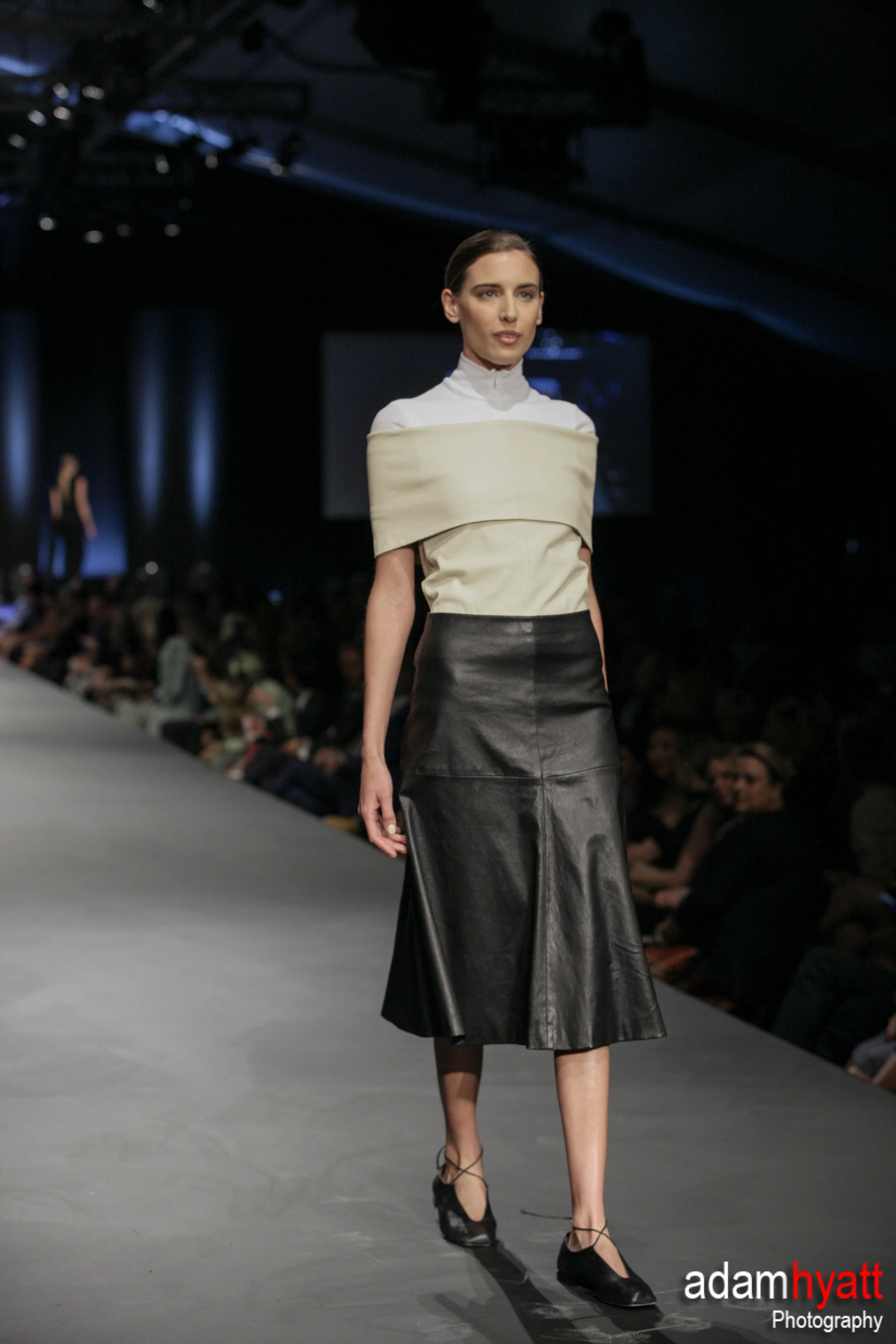 302T0254.jpg