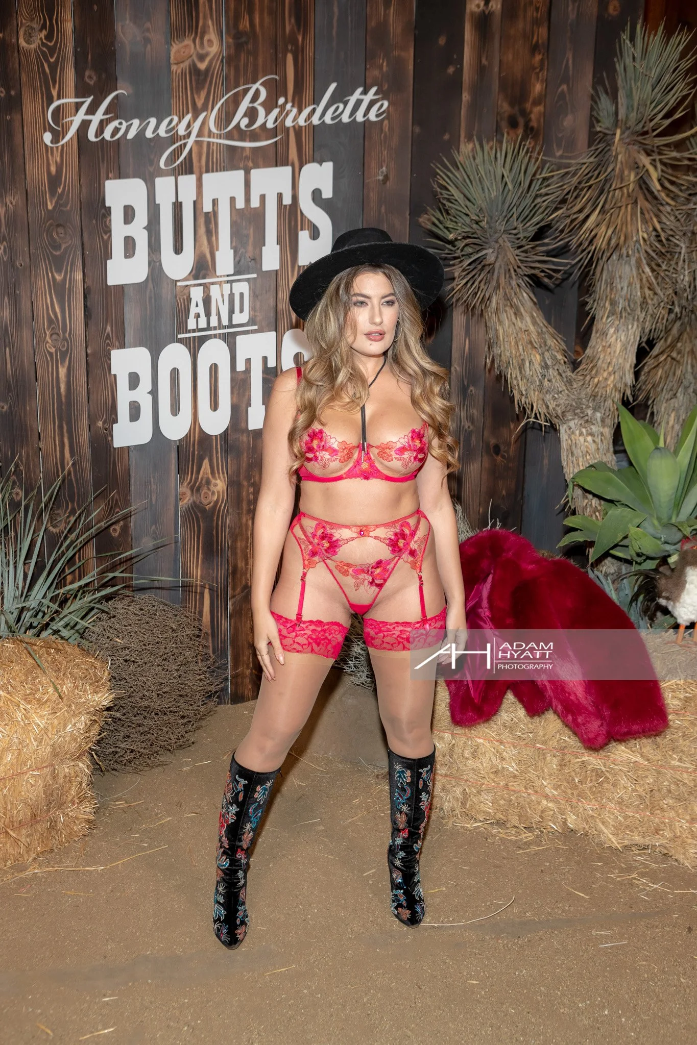 Honey_Birdette_Boots_And_Butts_Adam-Hyatt-Photography-5554.jpg