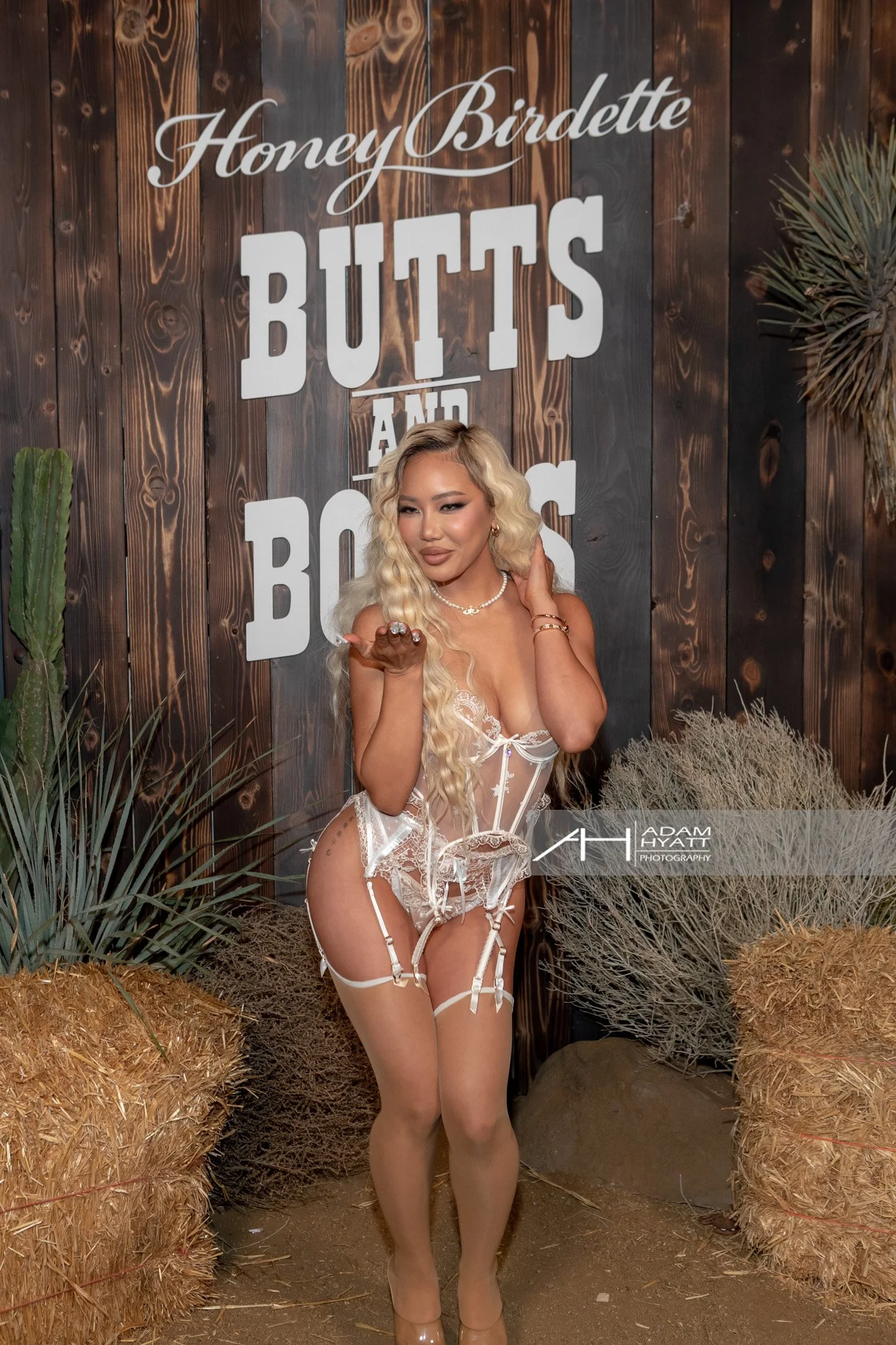 Honey_Birdette_Boots_And_Butts_Adam-Hyatt-Photography-5706.jpg