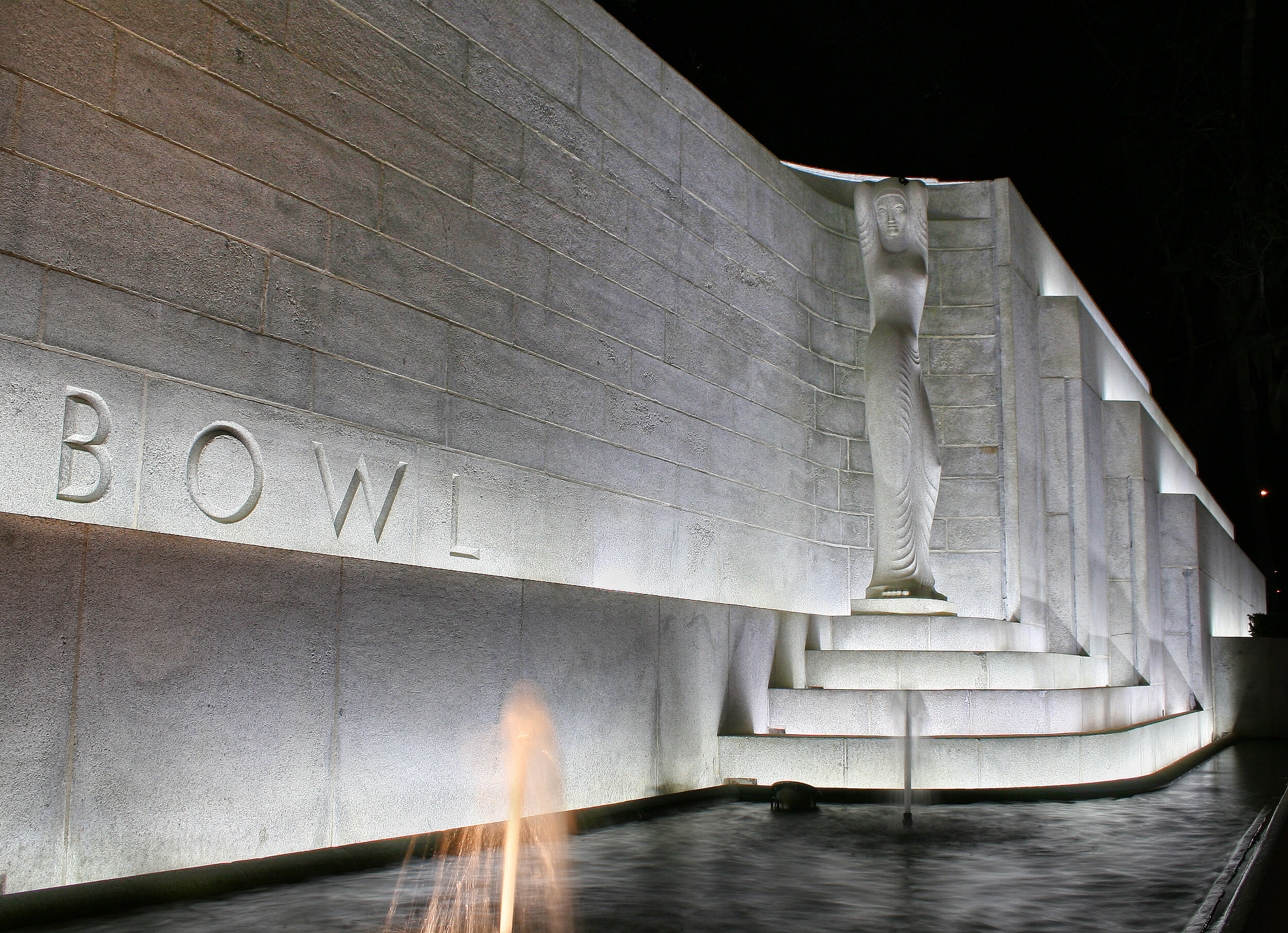 Hollywood Bowl "Muse Fountain" / photo: Brian Boskind