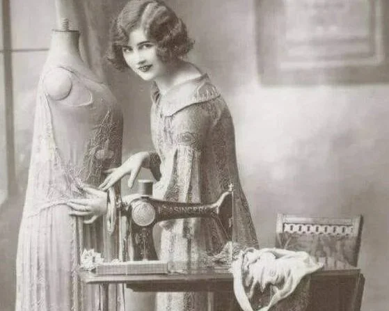 Art Deco Era Makers Group Snug Sept 2026