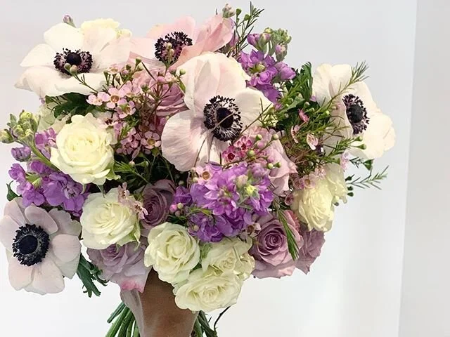Happy first day of Spring!🌿🌸🍃🌚 what is life right now? 🥴

Suddenly #homeschooling, #housekeeper, #chef, #broken #dishwasher #wife #friend #sweatpantsseason #allthelaundry 🤭😩 but in the midst of it all, we are together, we are healthy, kids are