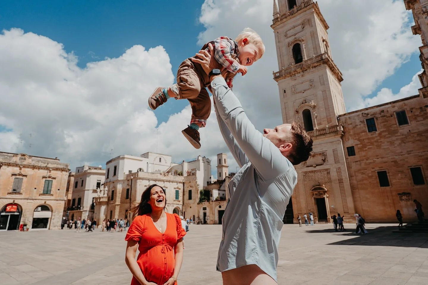 Some time has passed since I delivered this gallery&hellip; but I still smile thinking about that afternoon in Lecce ☀️
 
We laughed, we played, we had so much fun - and capturing their connection felt so natural.

Their feedback truly made my day, a