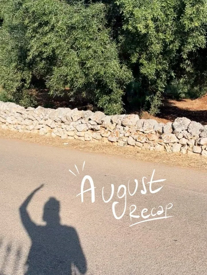 August usually means holidays, time off, and slower days. For me, it&rsquo;s quite the opposite, it&rsquo;s the heart of my working season📸 
 
I spent these weeks meeting new wonderful families all around Puglia, capturing the beauty of their everyd