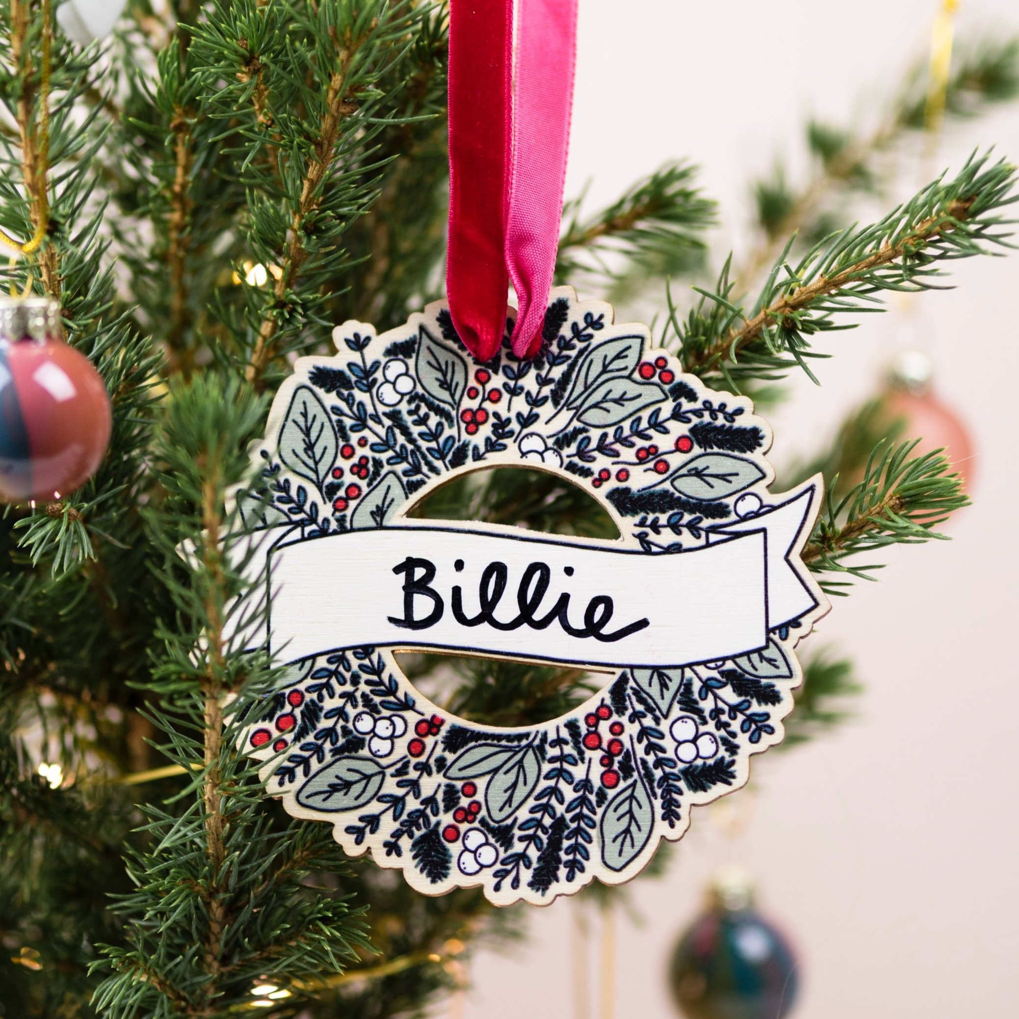 Personalised+Christmas+decoration+wreath+-+DaphneRosa.jpg