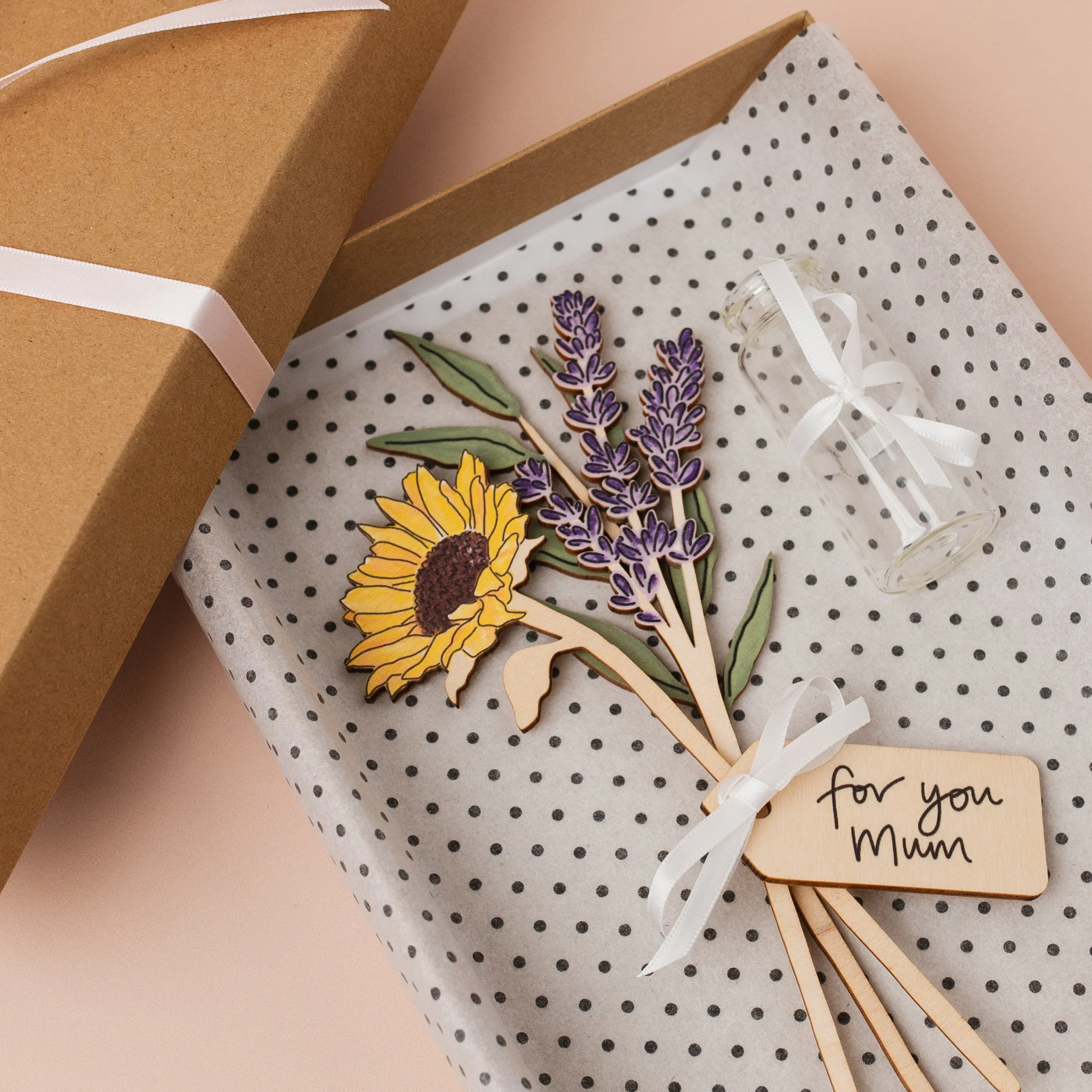 Personalised Mother’s Day gifts UK – wooden flower bouquet