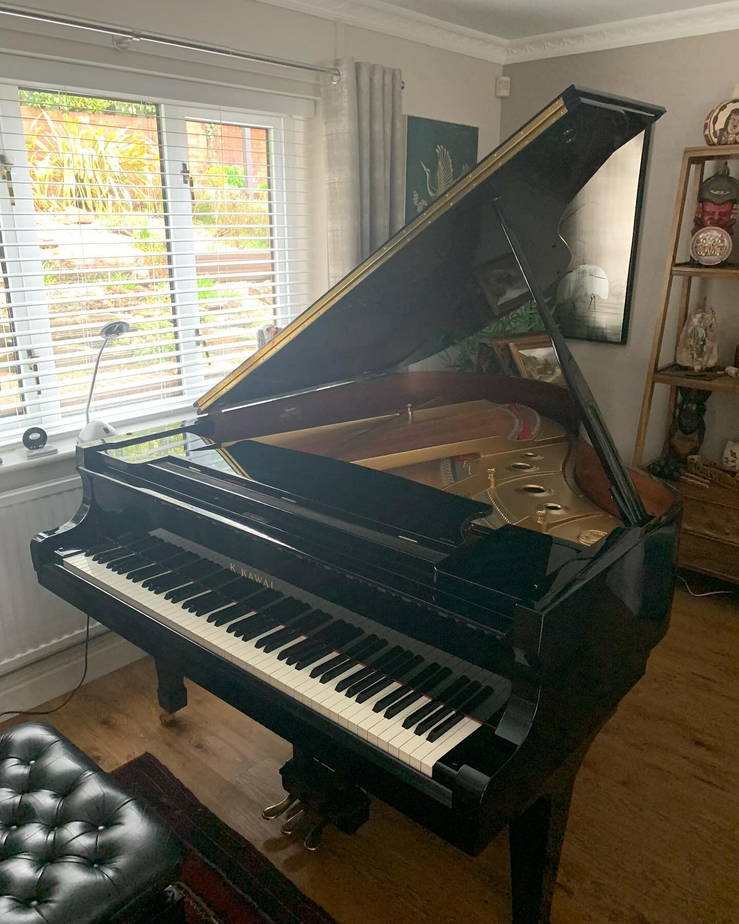Wonderful Kawai RX3 in Aberdare yesterday&hellip;a real gem. Some people know how to live! 😎🎹

https://www.finetunepiano.co.uk