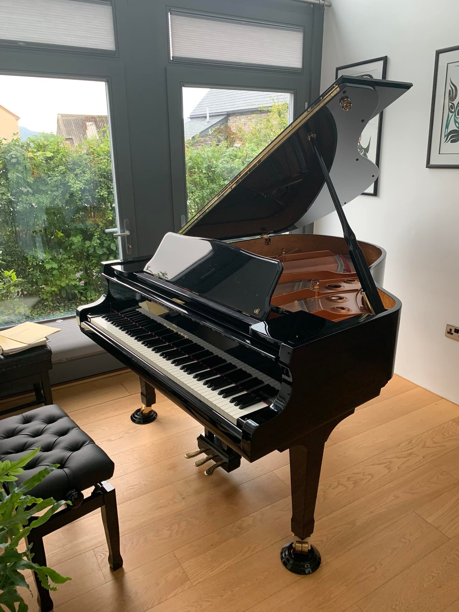 Lucky enough to tune this little gem! A Shigeru Kawai in Powys. A beautiful instrument that was a joy to tune. Kiss goodbye to &pound;31000 to have this in your front room! Lush! 😎🎹