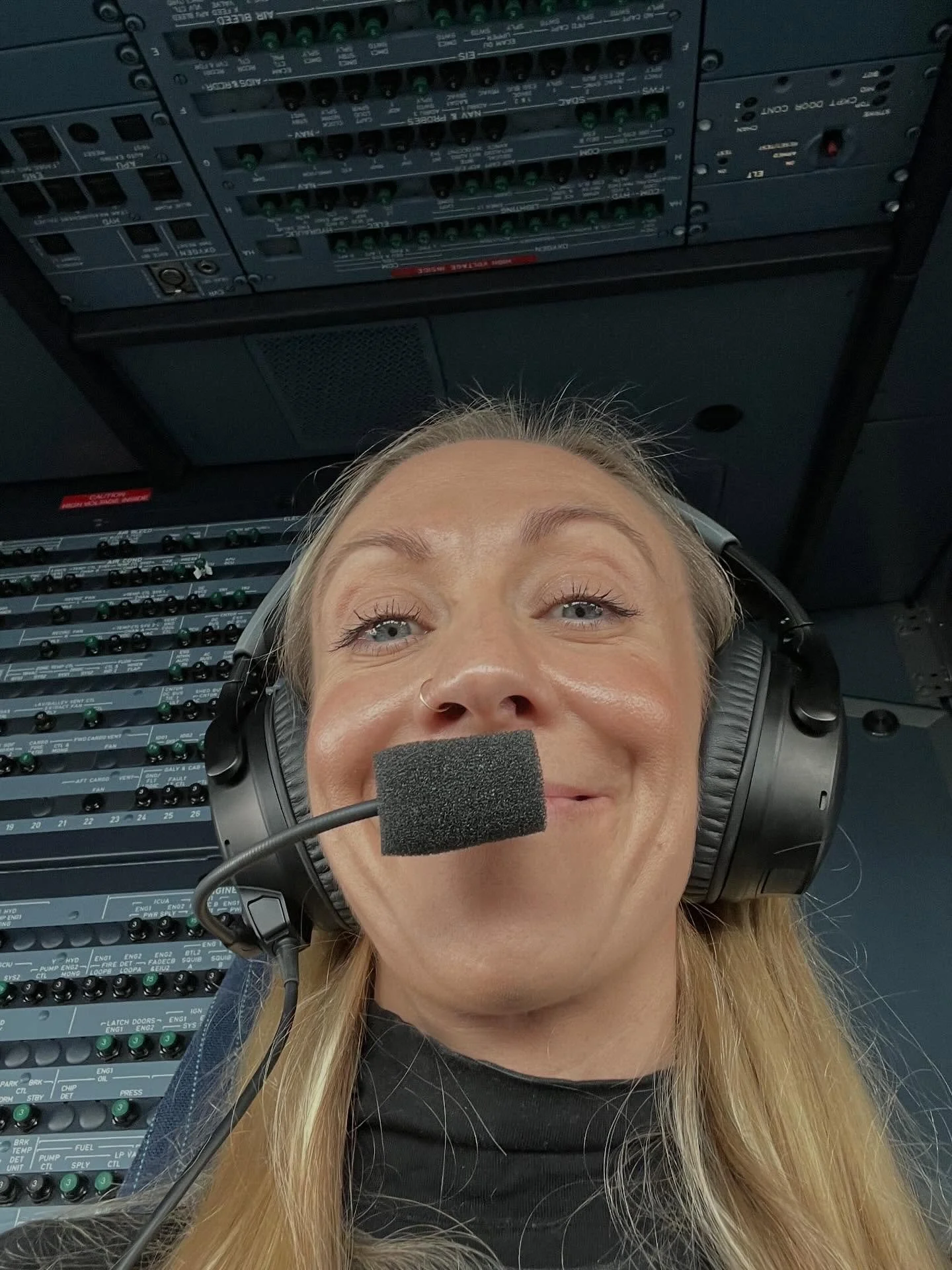 For en helg🥹🫶
&laquo;Bli med pappa p&aring; jobb dagen&raquo; kom i siste liten! Pappa har v&aelig;rt flyver i hele mitt liv. F&oslash;rst jagerflyver og deretter passasjer flyver for Braathens og s&aring; SAS i mange &aring;r. N&aring; skal han pe
