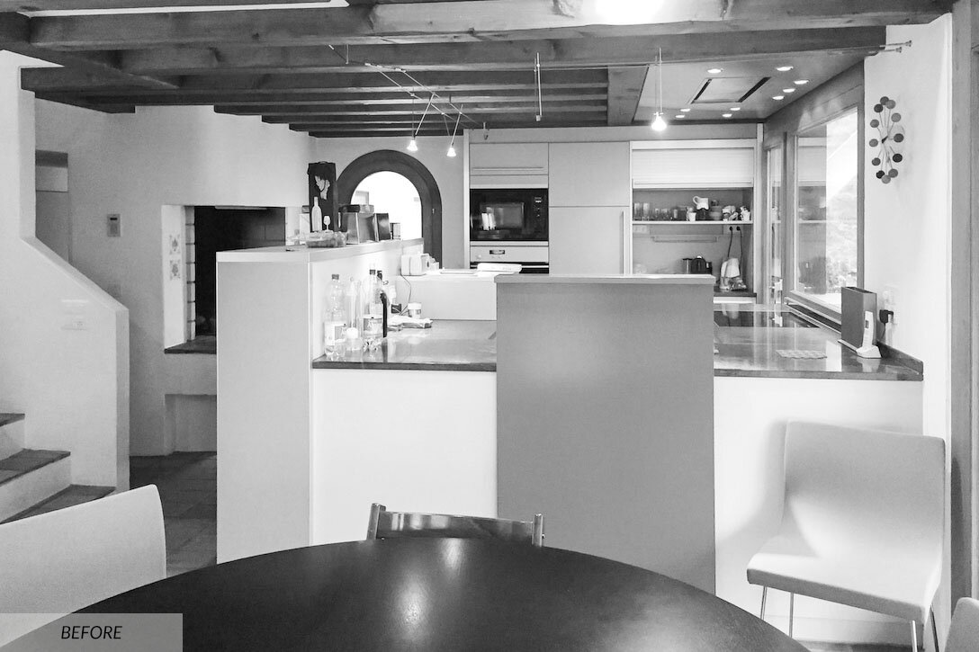 kitchen before copy.jpg