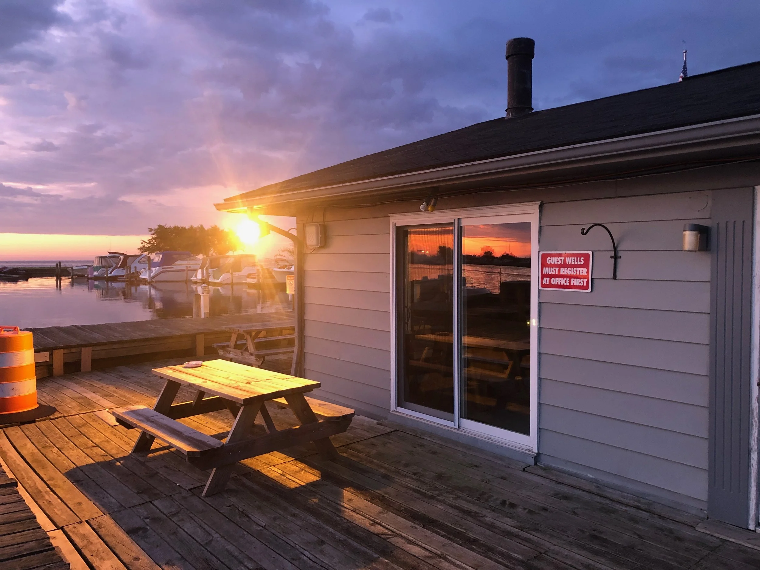 Morning light spilling across the docks — where the day first takes its shape.