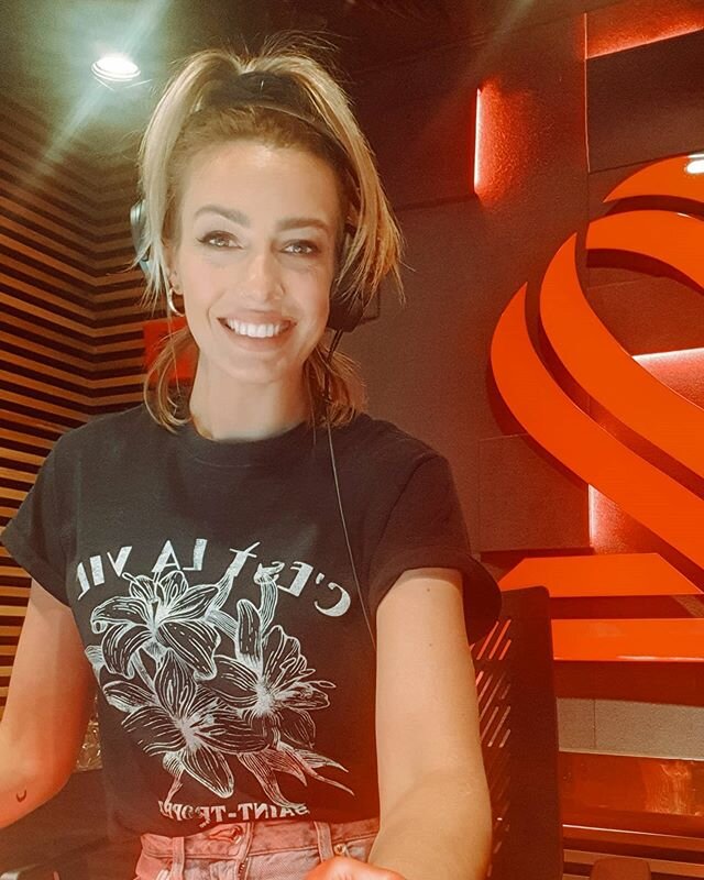 📻🎧 I'm back counting down the biggest tracks in the country this week on @rte2fm from 7pm...but first I'm gona kick things off with some #pride🌈 anthems!
.
#RTE #rte2fm #LiveRadio