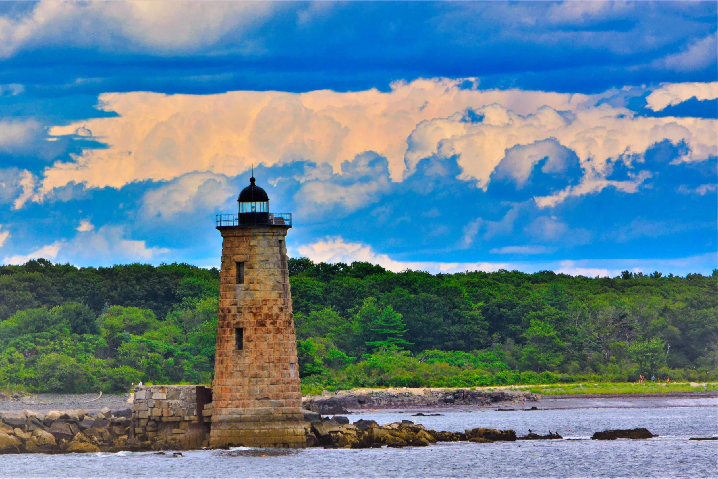 AS-317734148-Light_House.jpg