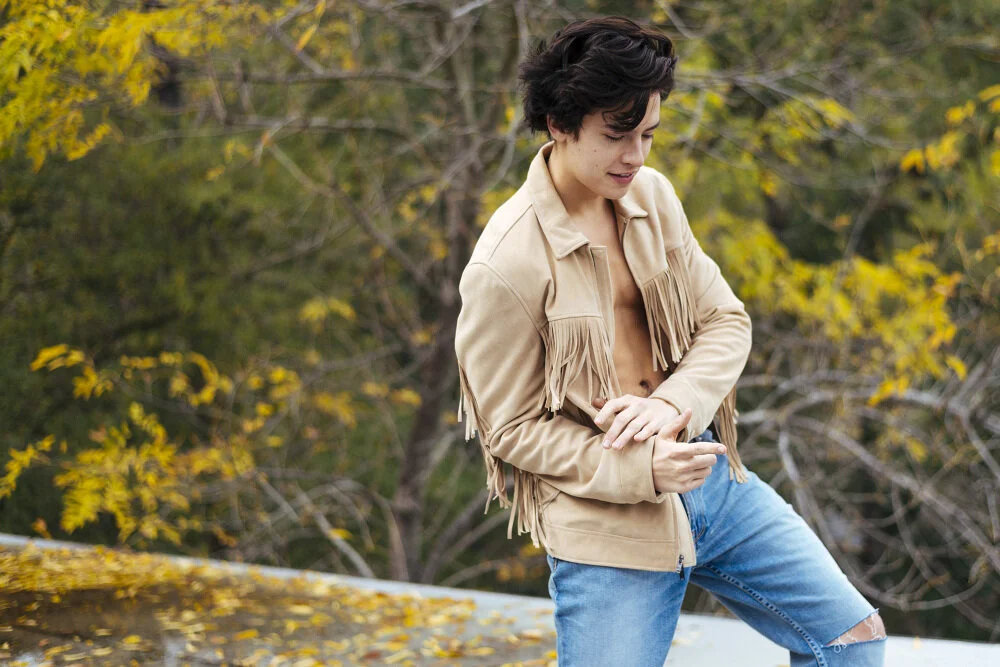HERO_ColeSprouse_N_51_FF_1000.jpg