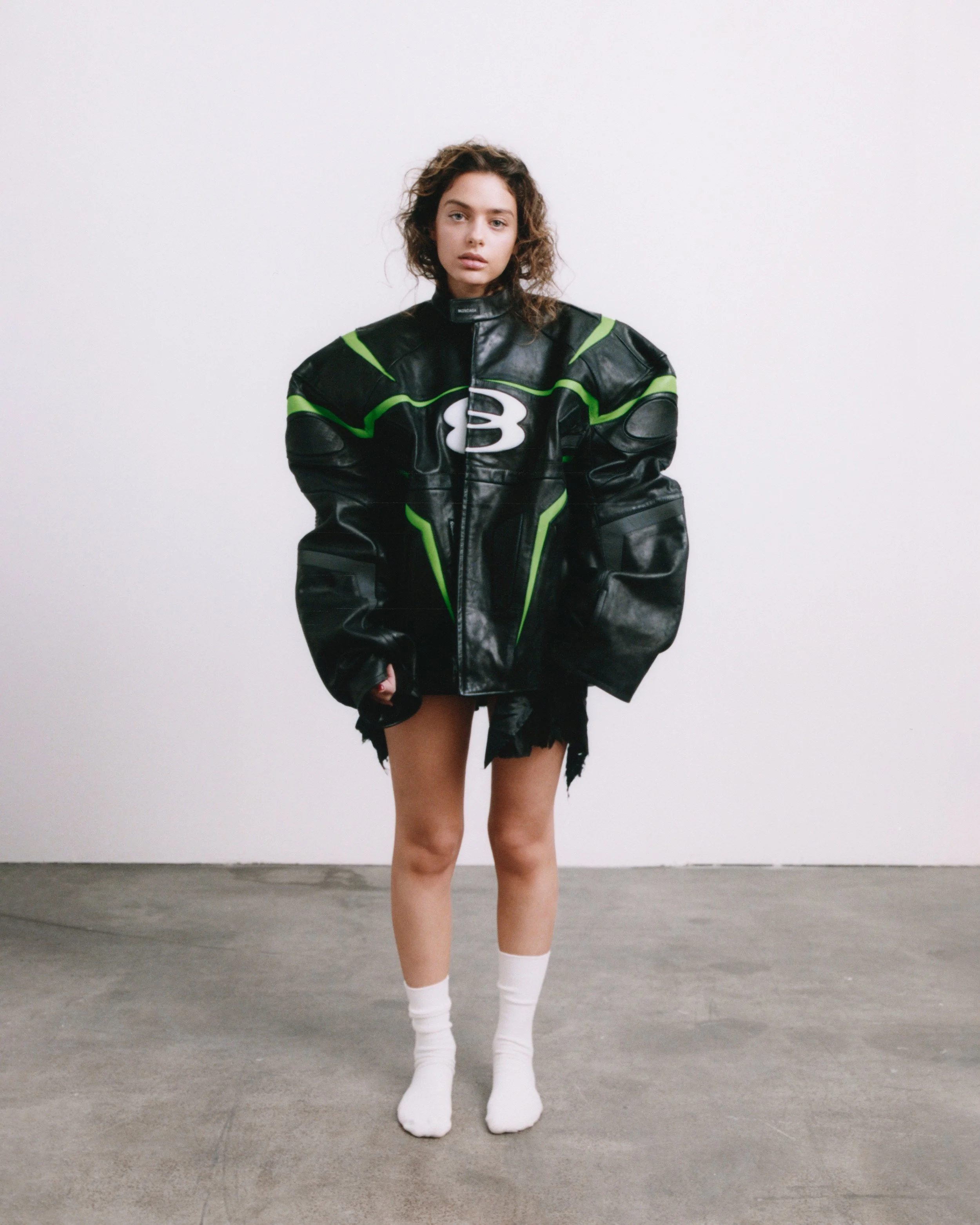 ODEYA_BALENCIAGA LK54 full bodyv1.jpeg