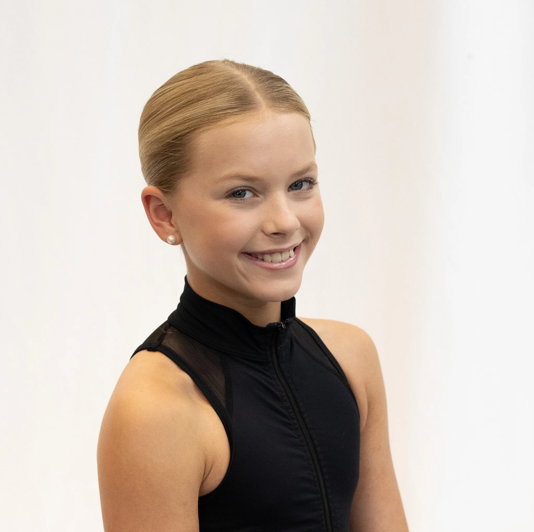 Headshot_Kennedy Osborne.jpg