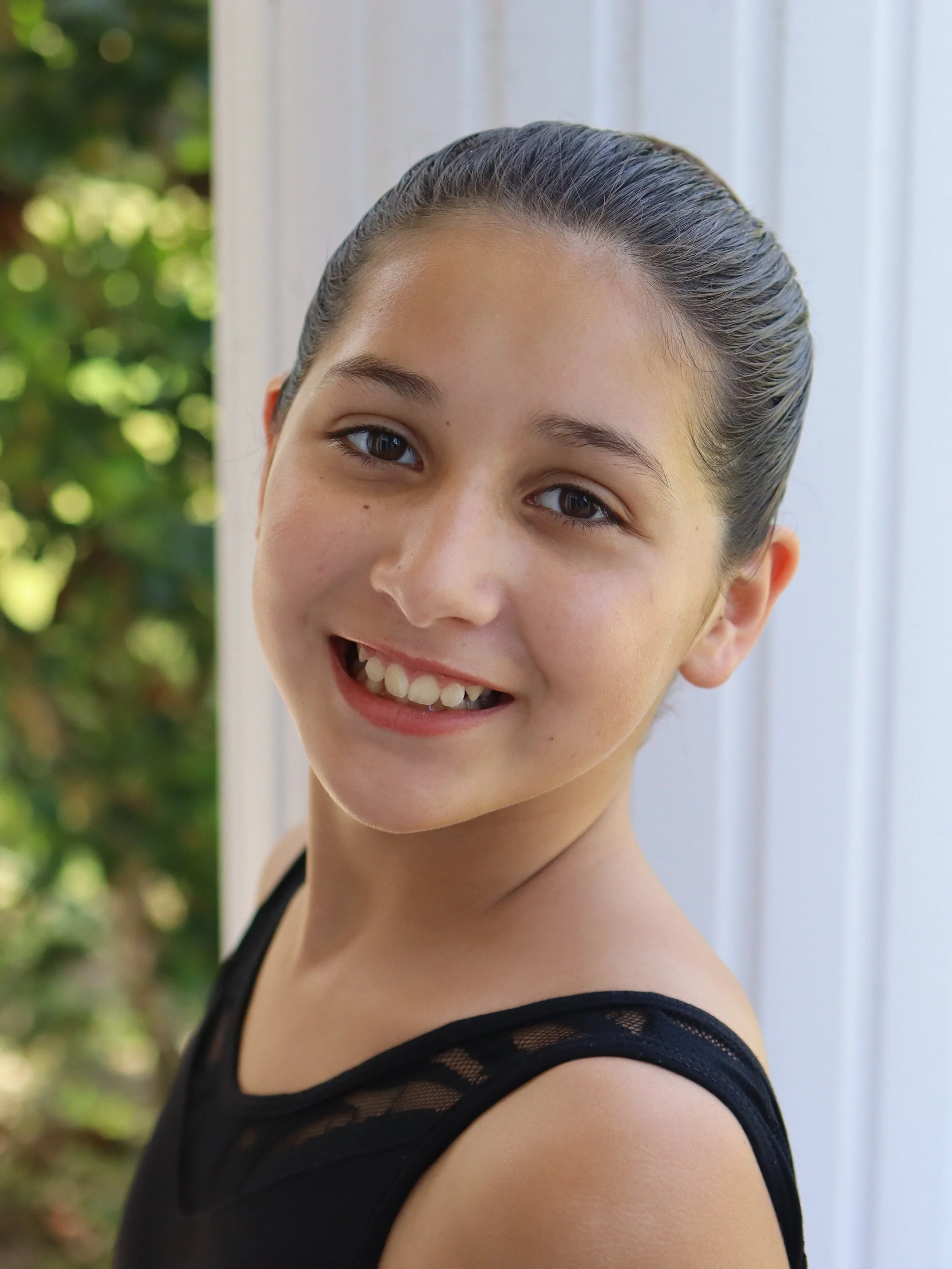 Headshot_Agnes Larkin.jpg