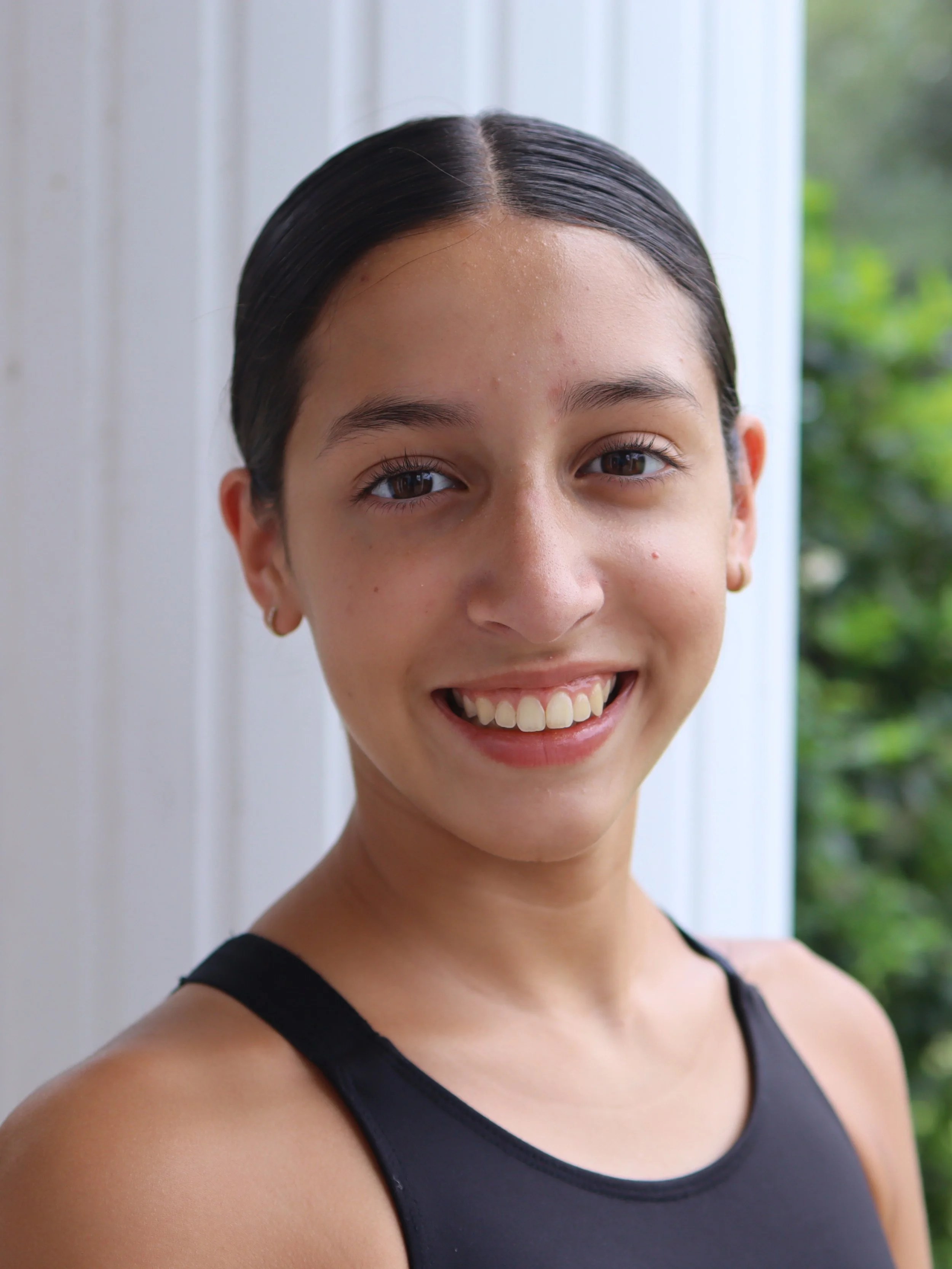 Headshot_Juliana Larkin.jpg