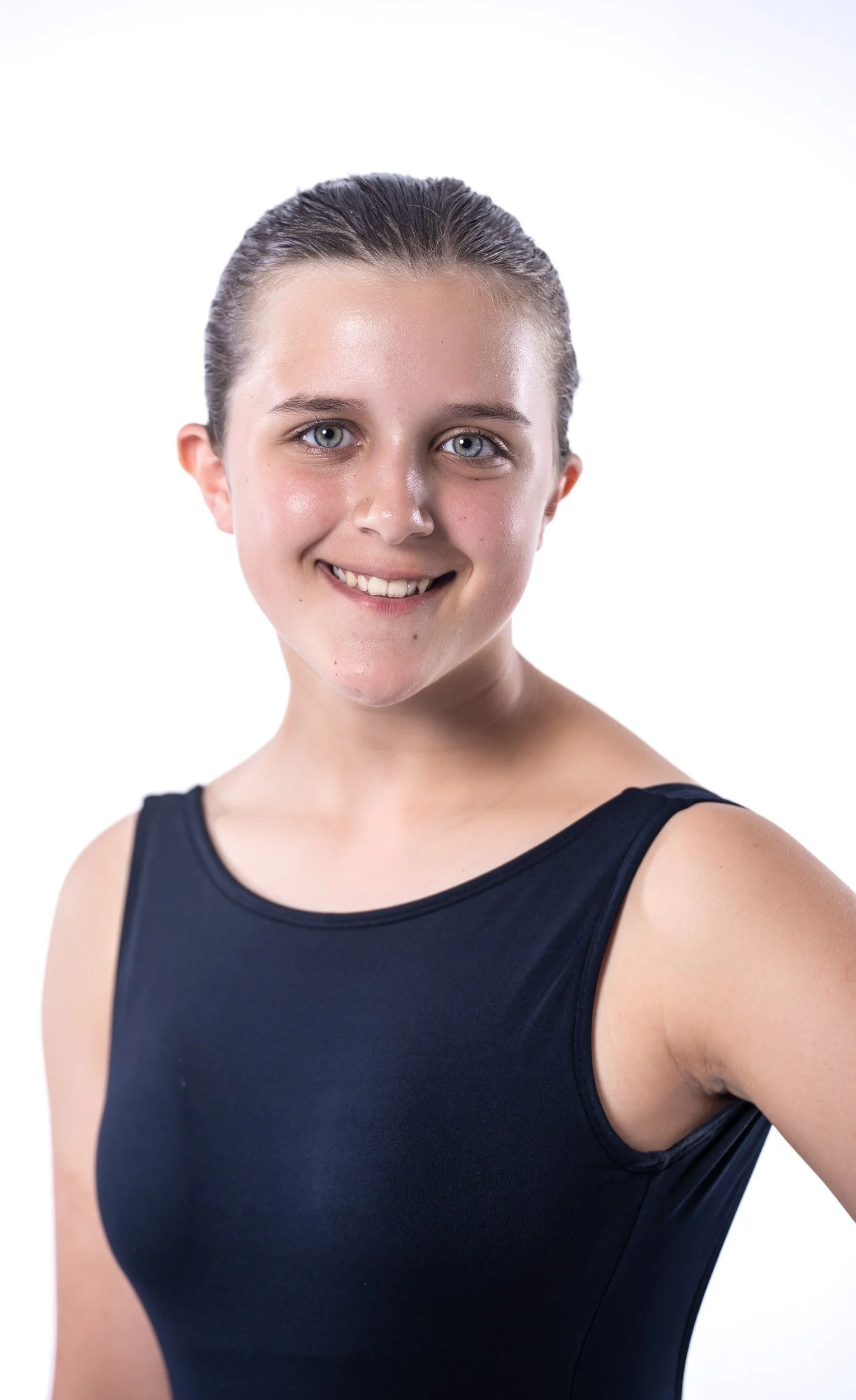 Headshot_Savannah Thompson.jpg