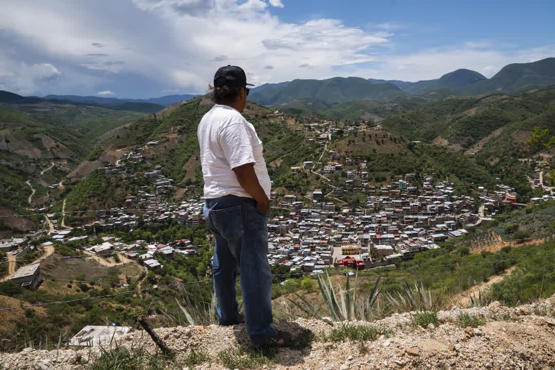 Benesin is the dream and legacy that Efrain Nolasco wants for his community in San Juan del Rio, Oaxaca; with his primary goal being to bring social justice to the Zapoteca people.

Learn more about Benesin and our story at www.Benesin.com

#sjdr #me
