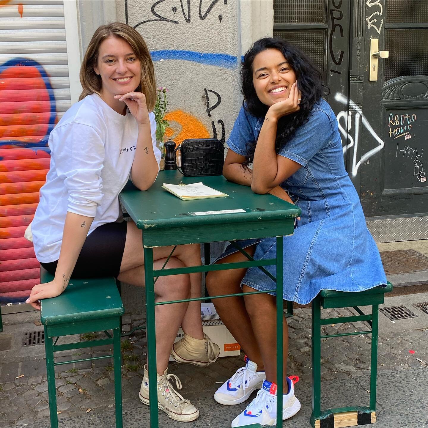 Had the LOVELIEST weekend with my main squeezes. Brunch rolled into afternoon wines, which rolled into dinner, which rolled into more wines and the spontaneity that summer in Berlin brings. 

I gave myself the weekend to recharge, have fun and as my 