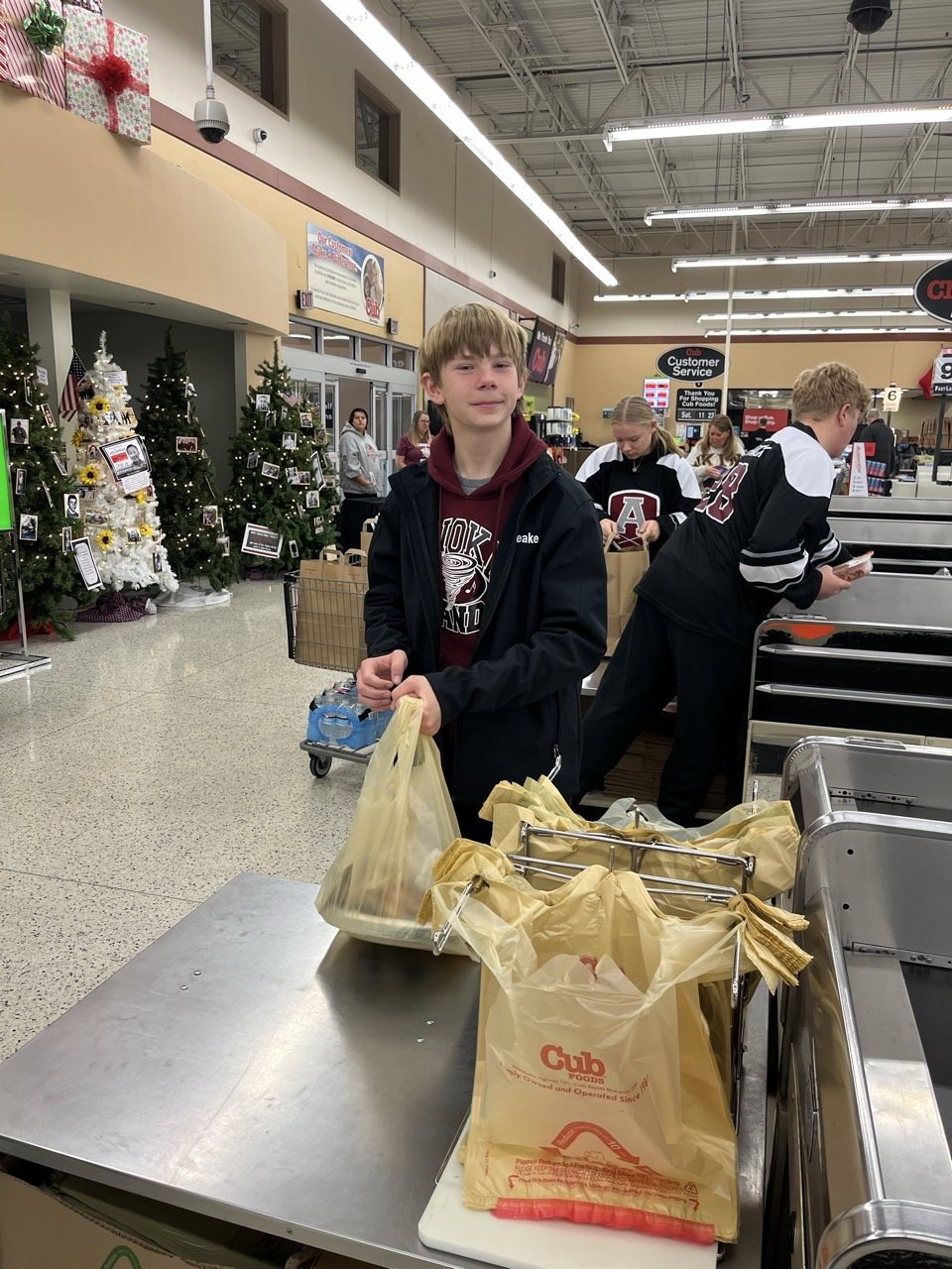 2025AMT Parents & Students-Bagging @Cub-73644674612.jpg