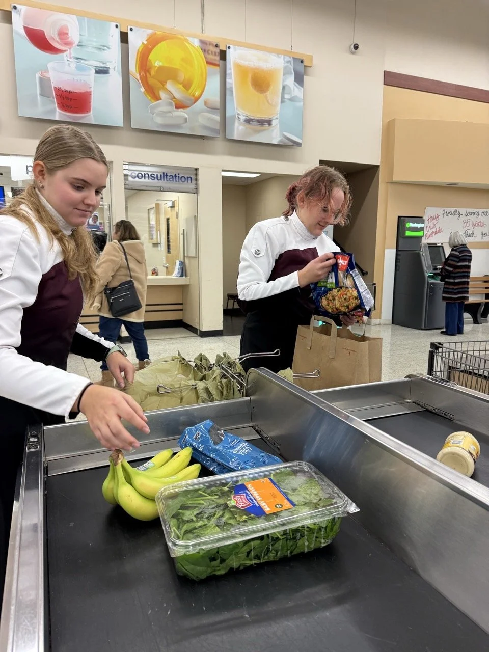 2025AMT Parents & Students-Bagging @Cub-73651099507.jpg