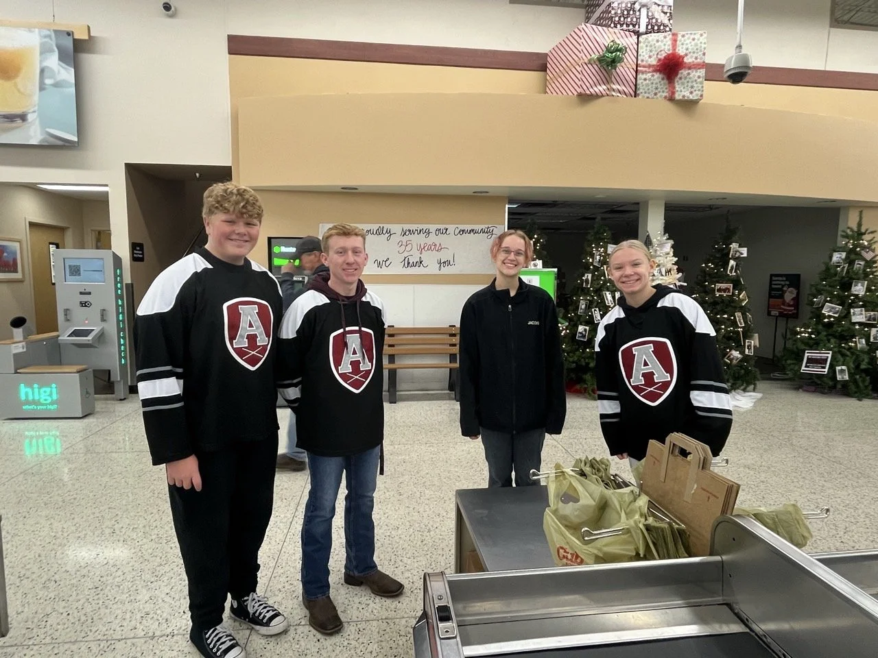 2025AMT Parents & Students-Bagging @Cub-73644674609.jpg