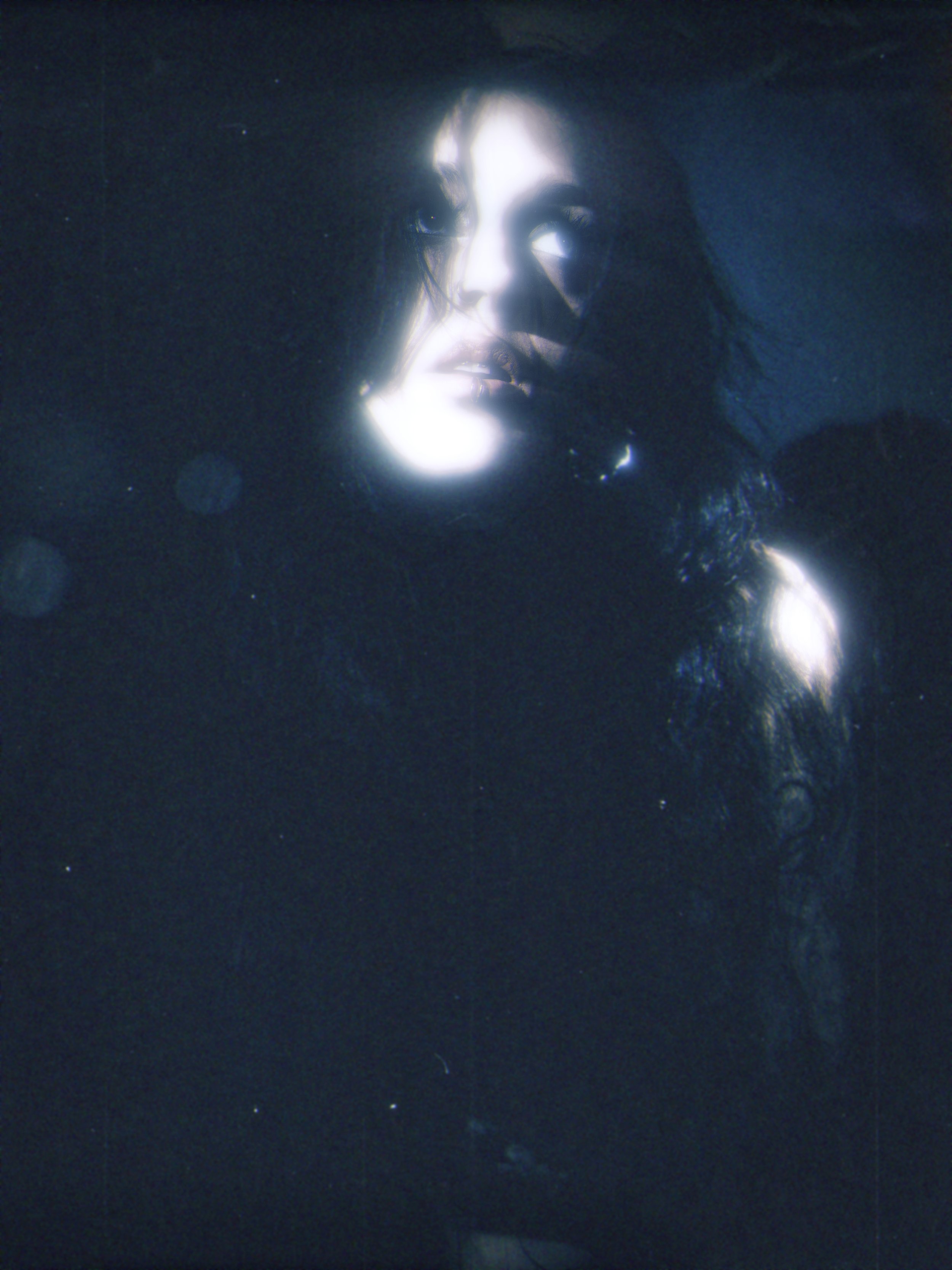 02.jpg