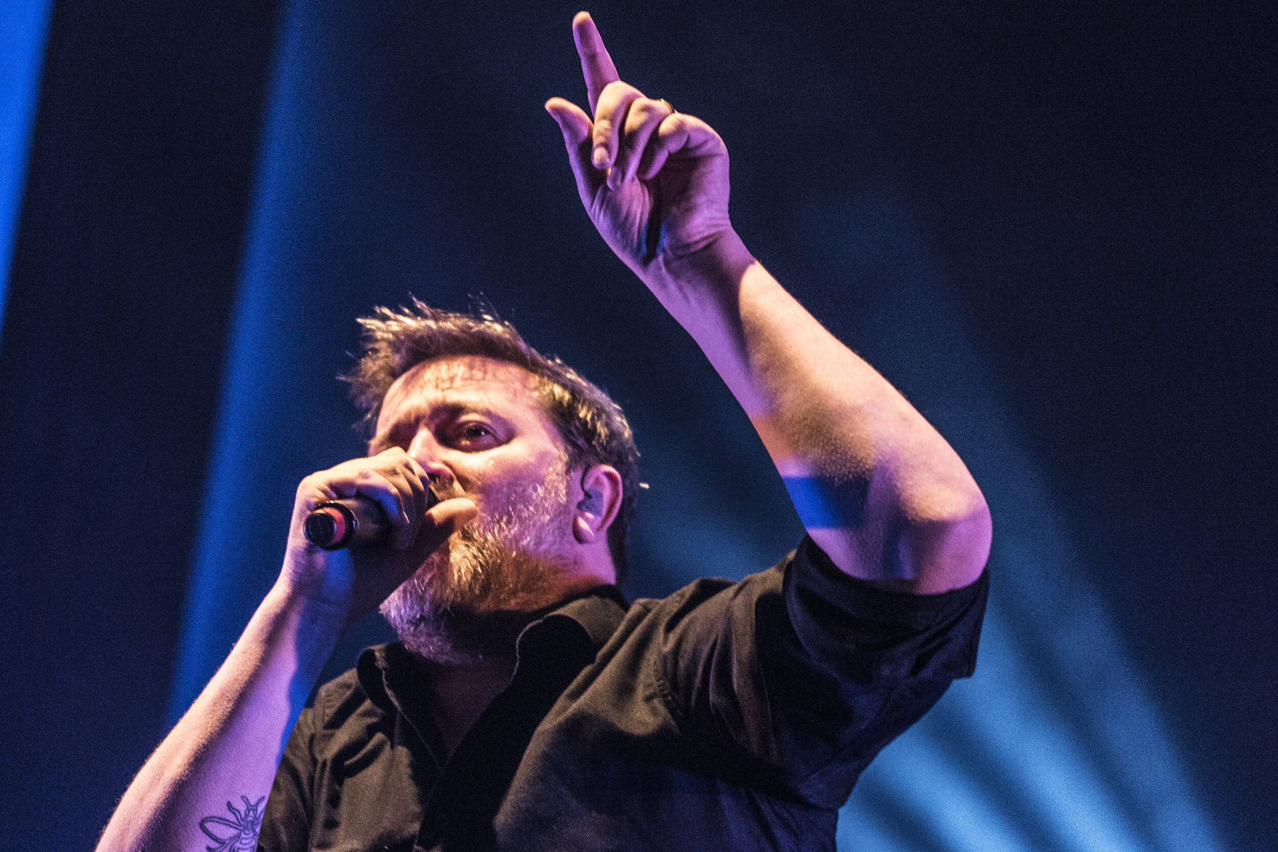 04 - Guy Gravey of Elbow performing at Edinburgh's Usher Hall - 12-03-17 - Picture By Calum Buchan Photography.jpg