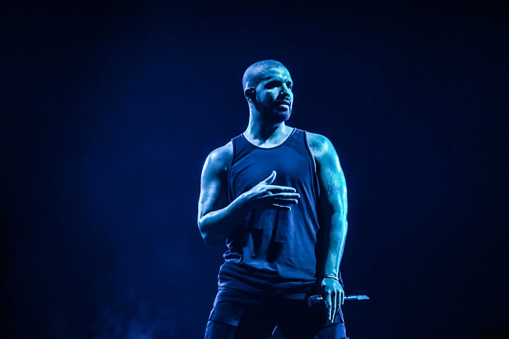 11 - Drake Performs at Glasgow's SSE Hydro as part of The Boy Meets Word Tour - 23-03-17 - Picture By - Calum Buchan Photography.jpg