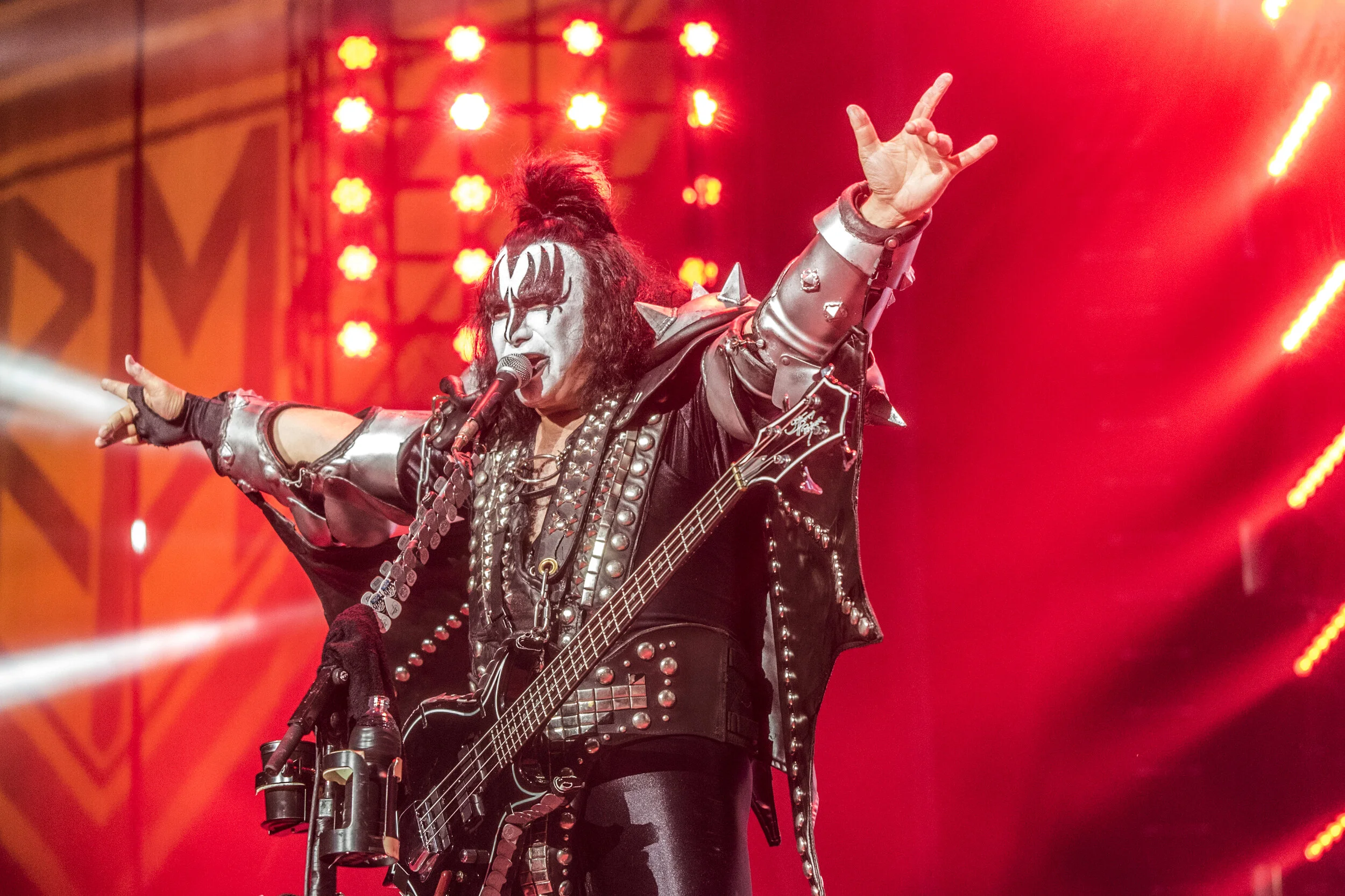 02 - KISS perfomring at Glasgow's SSE Hydro as part of KISSWORLD Tour 2017 - 27-08-2017 - Pic By - Calum Buchan Photography.jpg