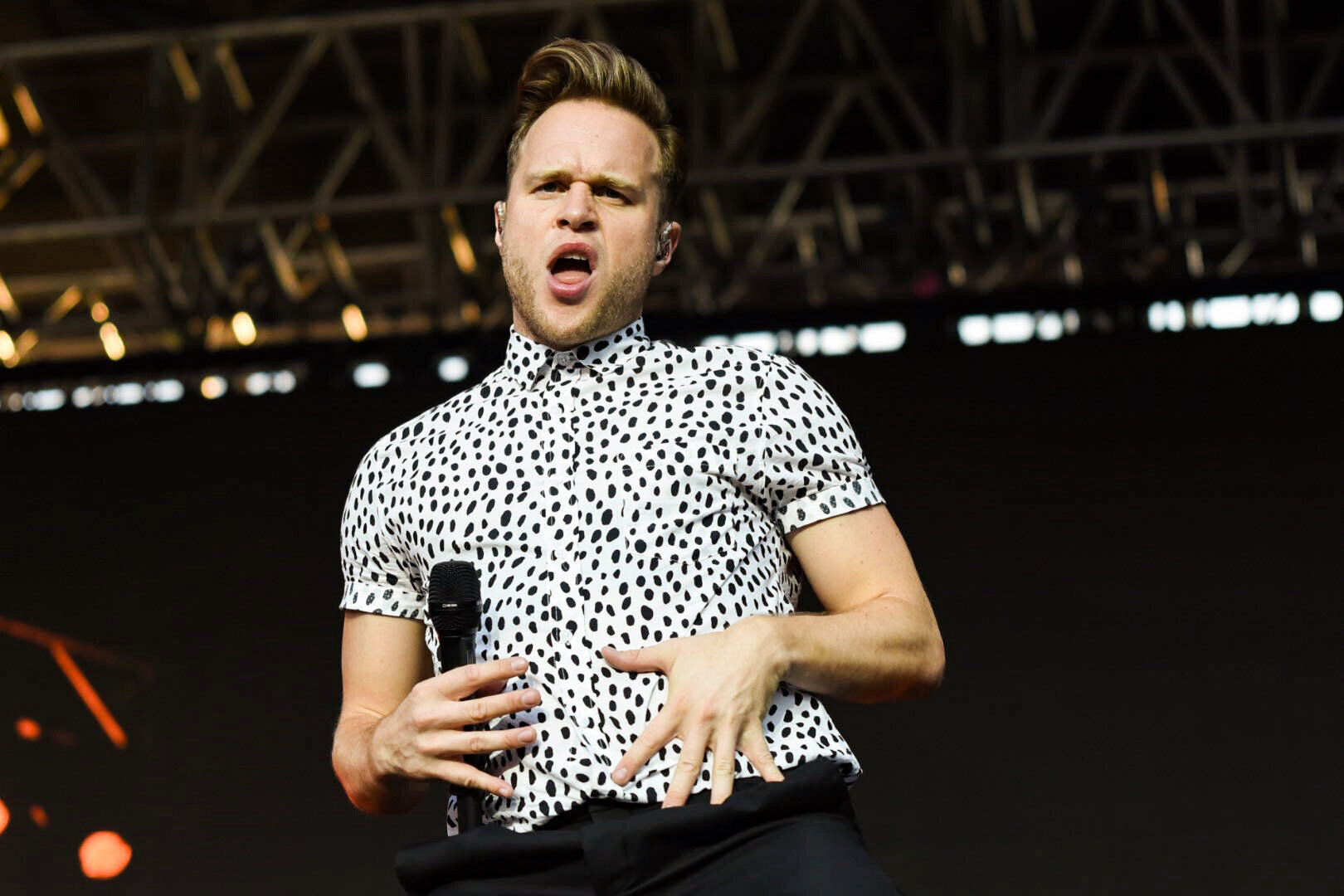 04 - Olly Murs Performs At Edinburgh Castle, Edinburgh - 18-07-2017 - Pic By - Calum Buchan Photography.jpg