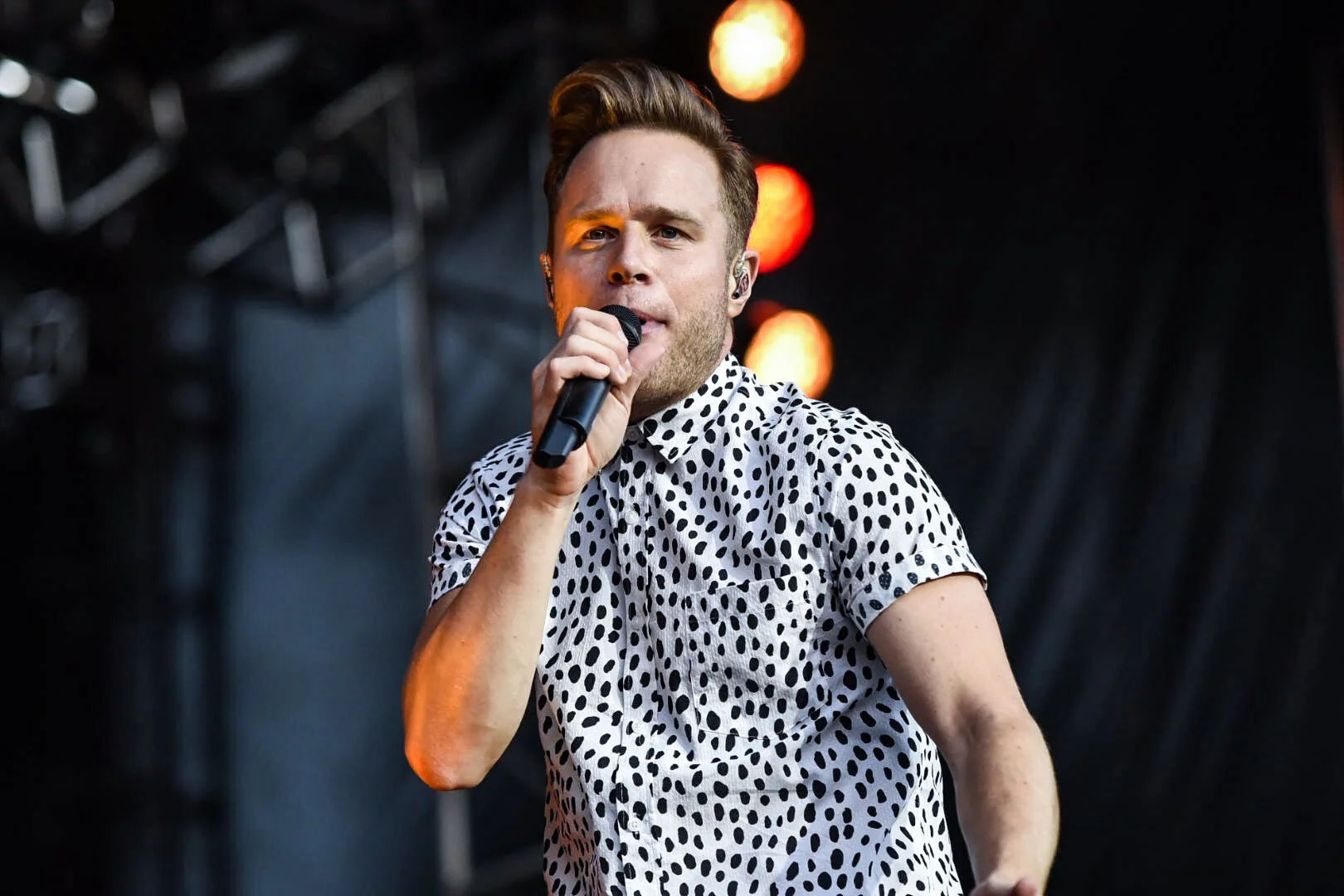 05 - Olly Murs Performs At Edinburgh Castle, Edinburgh - 18-07-2017 - Pic By - Calum Buchan Photography.jpg