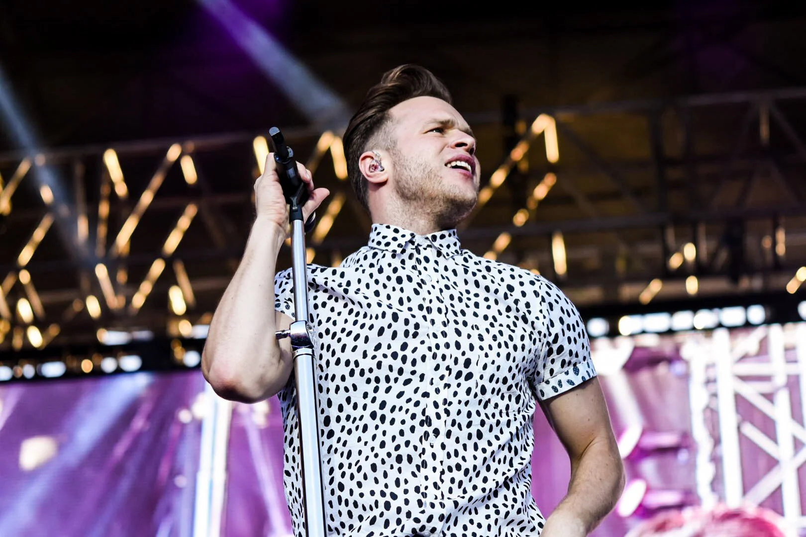 07 - Olly Murs Performs At Edinburgh Castle, Edinburgh - 18-07-2017 - Pic By - Calum Buchan Photography.jpg