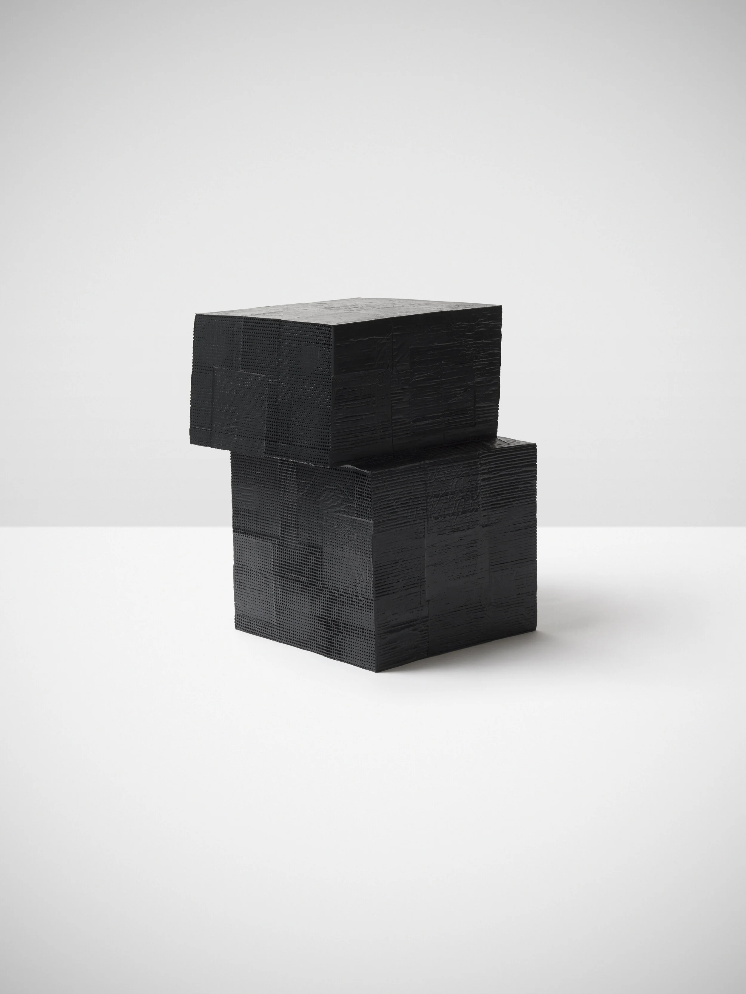 LAYERED_SERIES_STOOL_B05.jpg