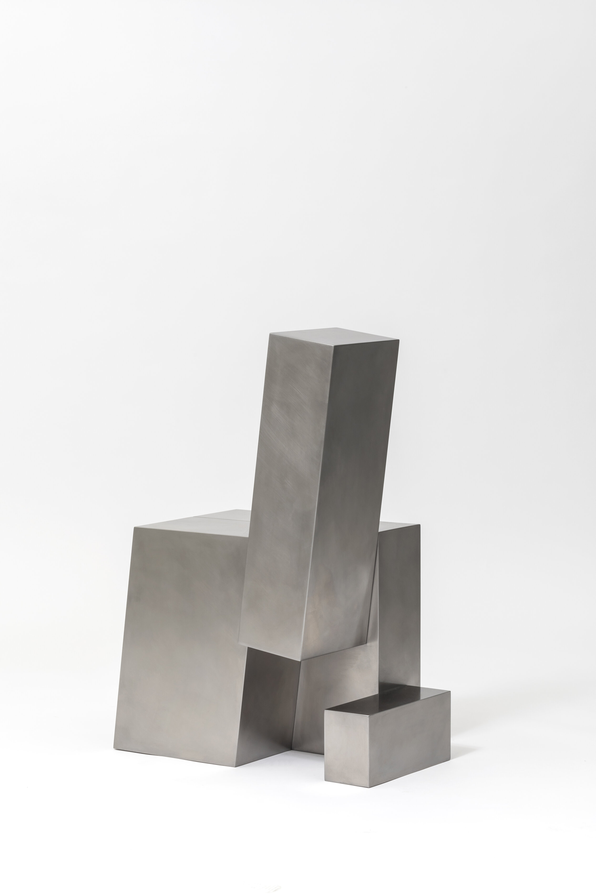 Layered_Steel_Chair_02_4.jpg